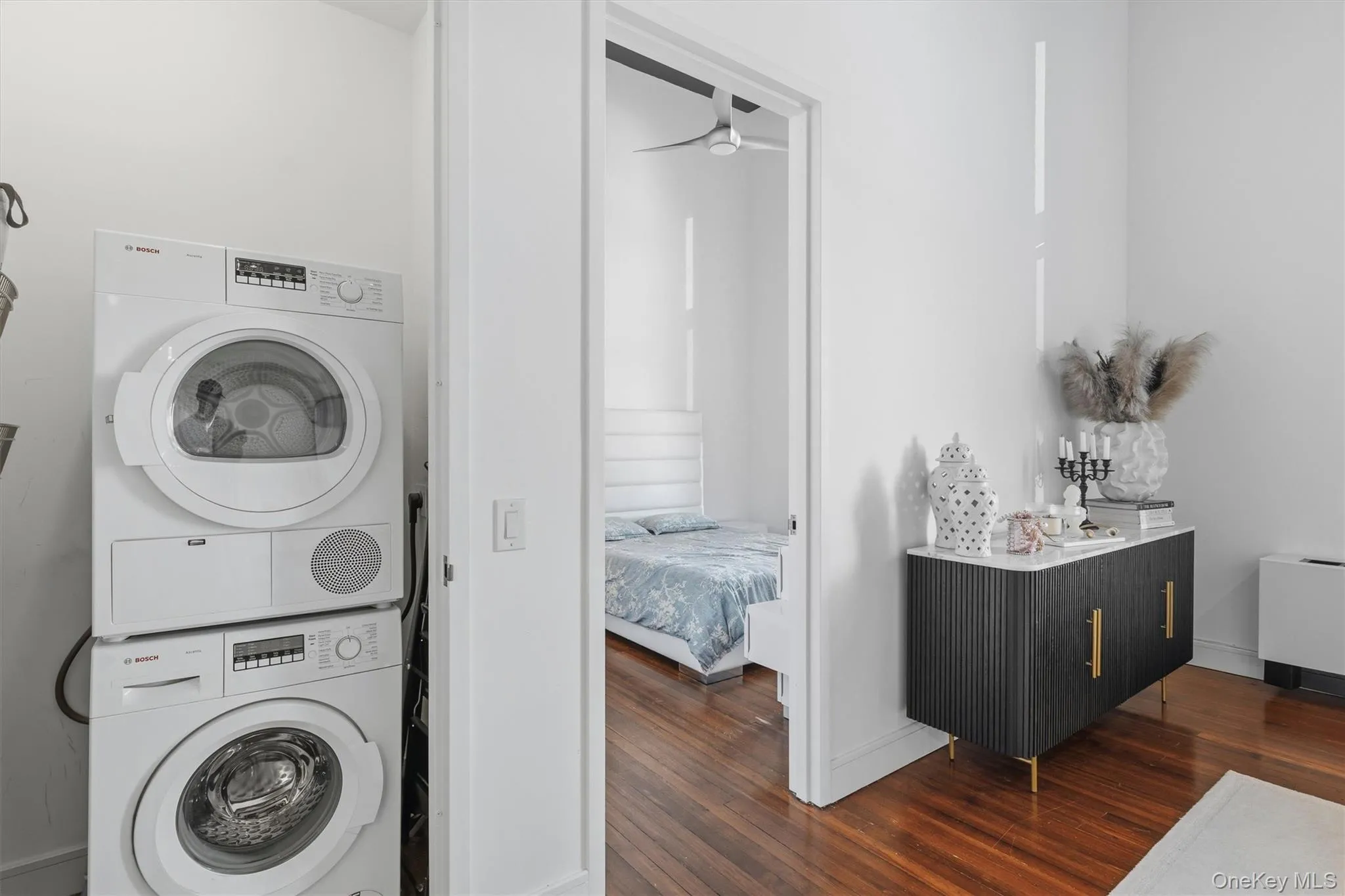 25 Leroy Place, New Rochelle, NY, 1 Bedroom Bedrooms, 3 Rooms Rooms,1 BathroomBathrooms,Residential,For Rent,Leroy,0,1028569 25 Leroy Place, New Rochelle, NY, 1 Bedroom Bedrooms, 3 Rooms Rooms,1 BathroomBathrooms,Residential,For Rent,Leroy,0,1028569