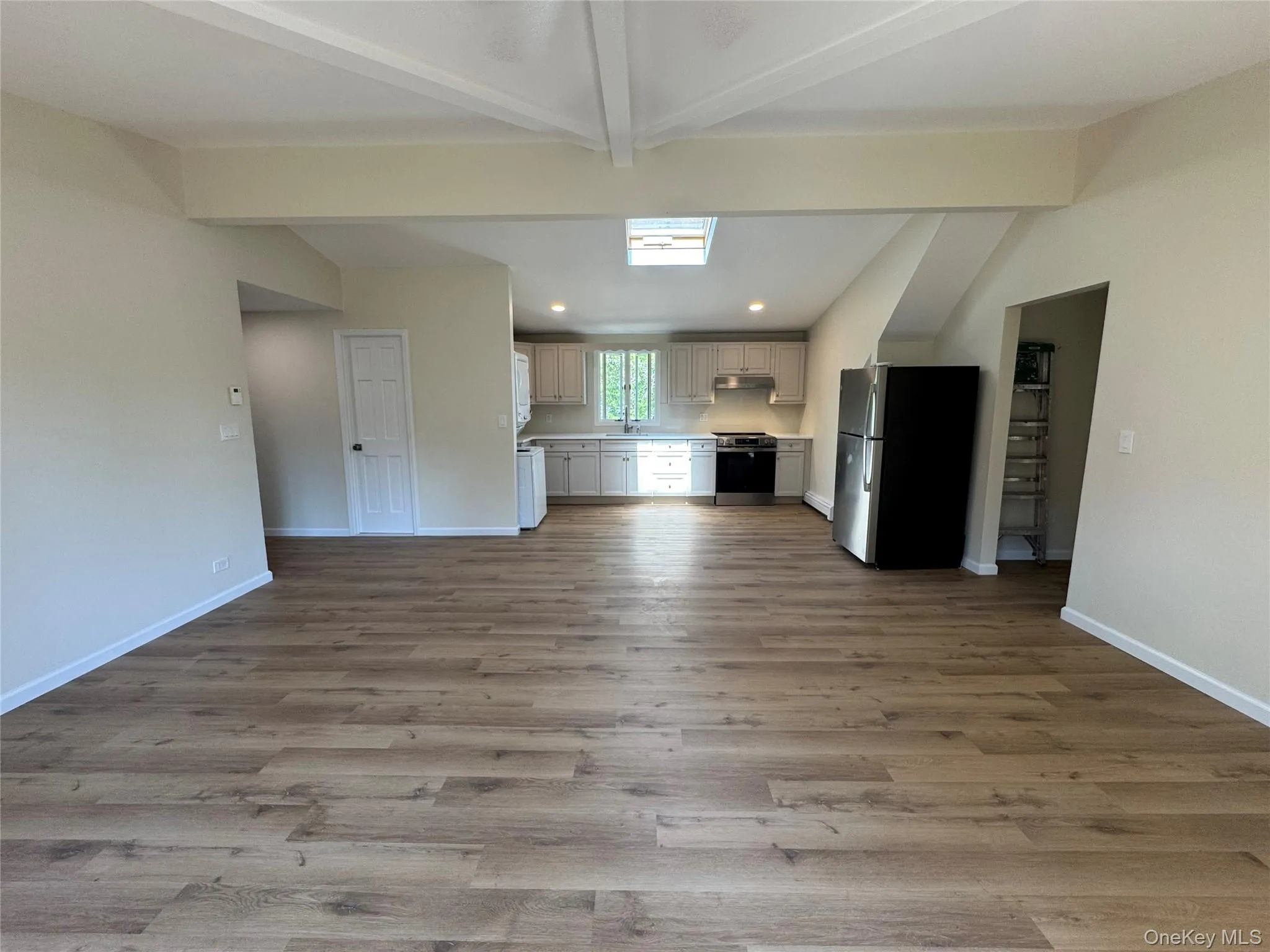 1 Towne Court, Huntington, NY, 3 Bedrooms Bedrooms, 5 Rooms Rooms,1 BathroomBathrooms,Residential Lease,For Rent,Towne,0,1028572 1 Towne Court, Huntington, NY, 3 Bedrooms Bedrooms, 5 Rooms Rooms,1 BathroomBathrooms,Residential Lease,For Rent,Towne,0,1028572