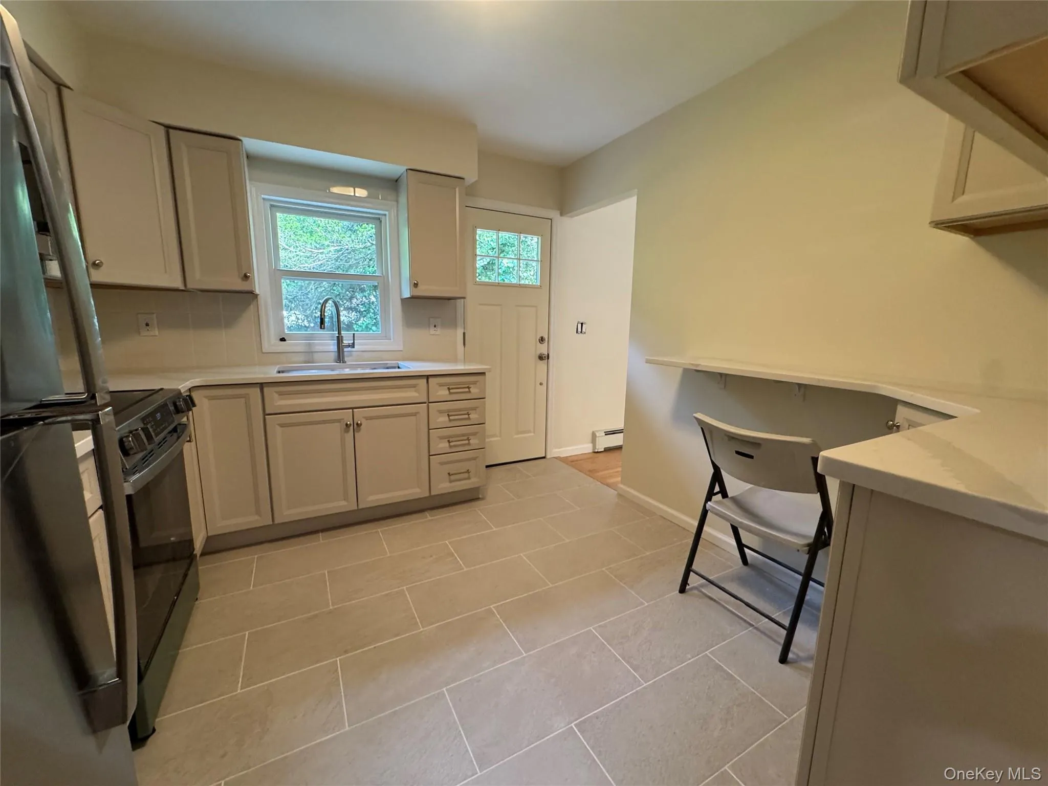 1 Towne Court, Huntington, NY, 2 Bedrooms Bedrooms, 5 Rooms Rooms,1 BathroomBathrooms,Residential Lease,For Rent,Towne,0,1028572 1 Towne Court, Huntington, NY, 2 Bedrooms Bedrooms, 5 Rooms Rooms,1 BathroomBathrooms,Residential Lease,For Rent,Towne,0,1028572