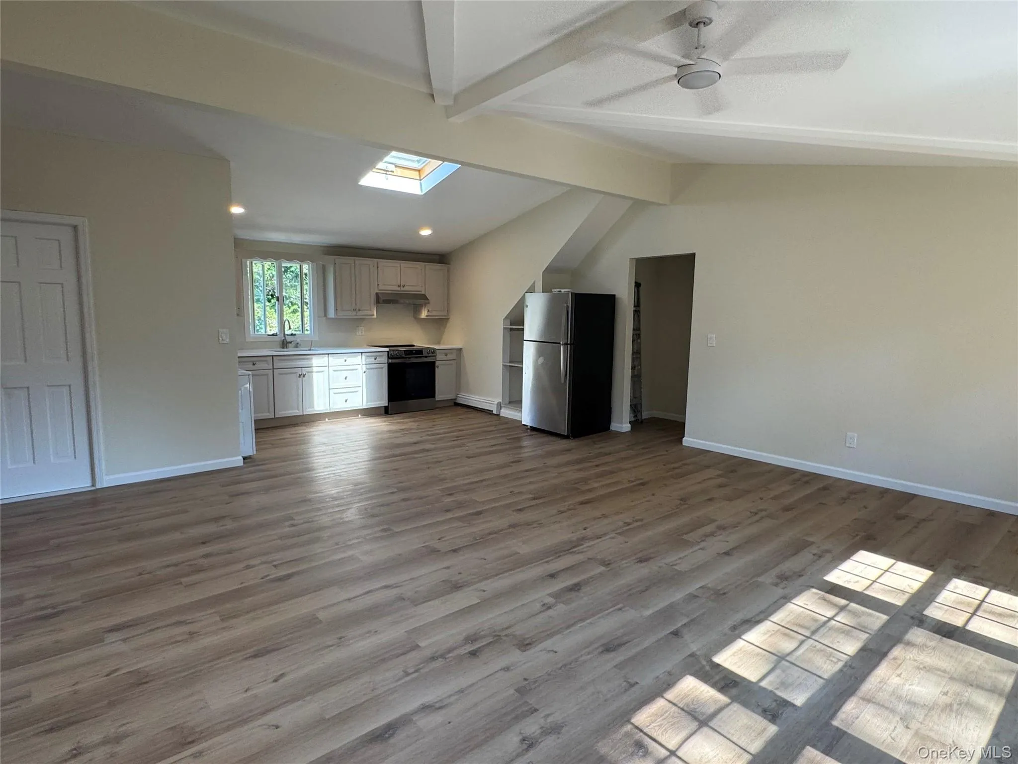 1 Towne Court, Huntington, NY, 3 Bedrooms Bedrooms, 5 Rooms Rooms,1 BathroomBathrooms,Residential Lease,For Rent,Towne,0,1028572 1 Towne Court, Huntington, NY, 3 Bedrooms Bedrooms, 5 Rooms Rooms,1 BathroomBathrooms,Residential Lease,For Rent,Towne,0,1028572
