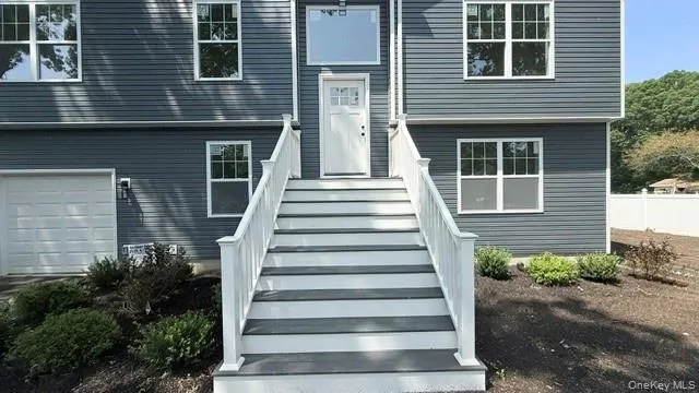 964 Sipp Avenue, Brookhaven, NY, 4 Bedrooms Bedrooms, 9 Rooms Rooms,3 BathroomsBathrooms,Residential,For Rent,Sipp,0,1028573 964 Sipp Avenue, Brookhaven, NY, 4 Bedrooms Bedrooms, 9 Rooms Rooms,3 BathroomsBathrooms,Residential,For Rent,Sipp,0,1028573