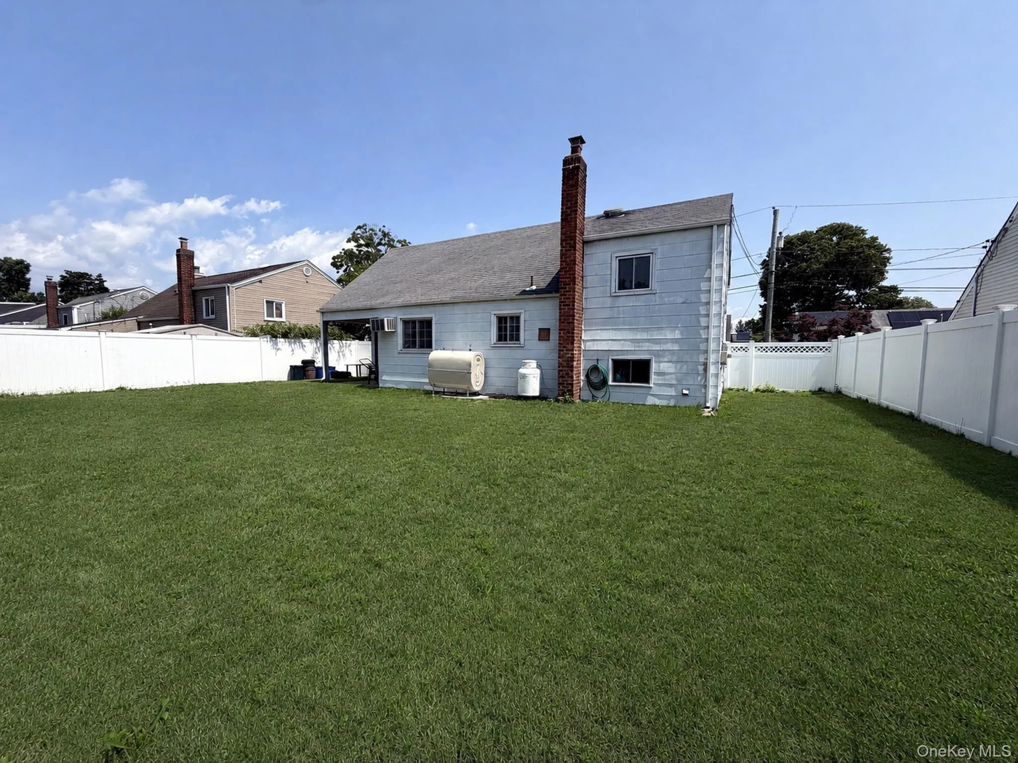 1020 Niagara Avenue, Babylon, NY, 3 Bedrooms Bedrooms, 7 Rooms Rooms,1 BathroomBathrooms,Residential,For Rent,Niagara,0,1028576 1020 Niagara Avenue, Babylon, NY, 3 Bedrooms Bedrooms, 7 Rooms Rooms,1 BathroomBathrooms,Residential,For Rent,Niagara,0,1028576