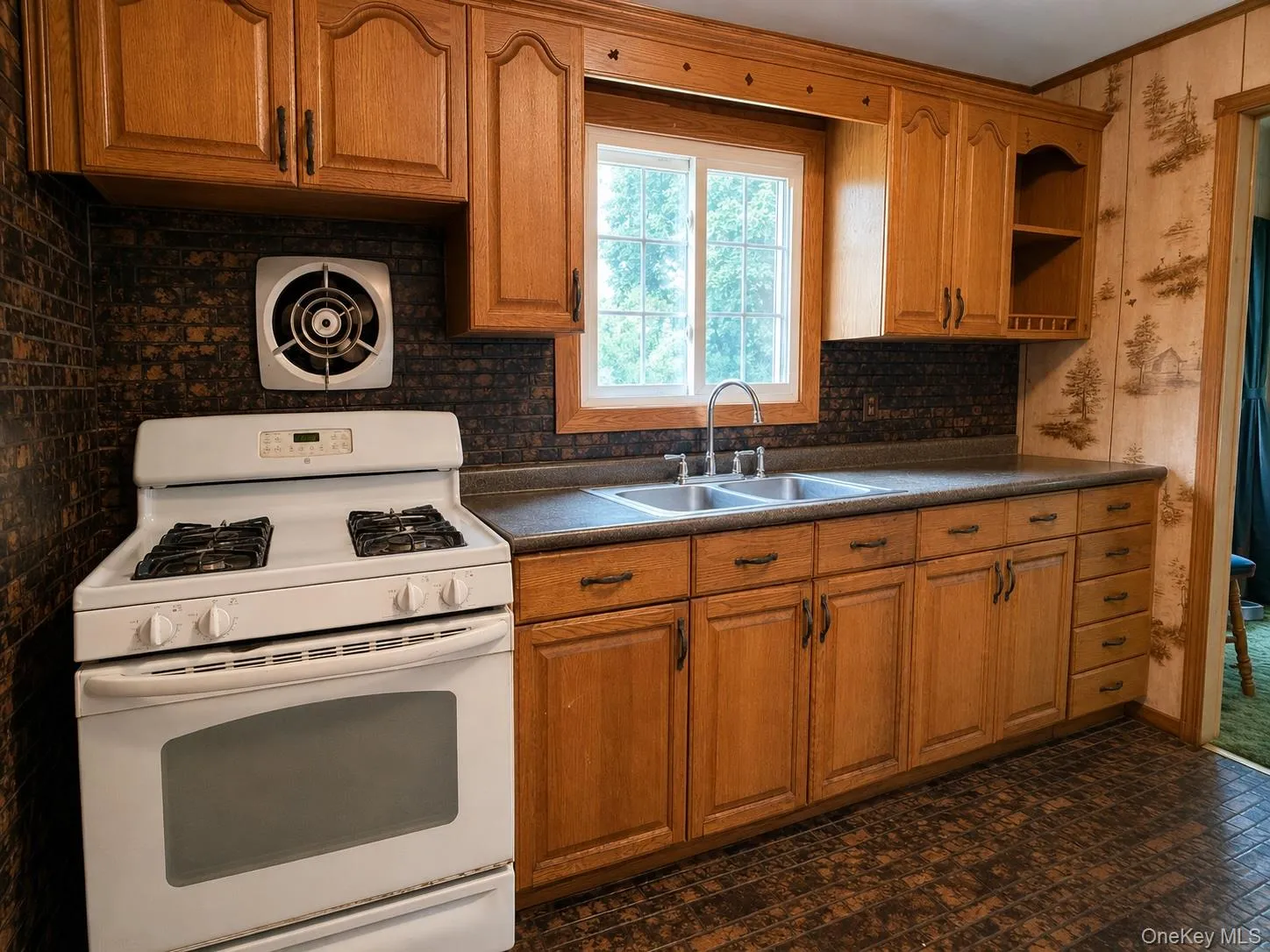 1020 Niagara Avenue, Babylon, NY, 3 Bedrooms Bedrooms, 7 Rooms Rooms,1 BathroomBathrooms,Residential,For Rent,Niagara,0,1028576 1020 Niagara Avenue, Babylon, NY, 3 Bedrooms Bedrooms, 7 Rooms Rooms,1 BathroomBathrooms,Residential,For Rent,Niagara,0,1028576