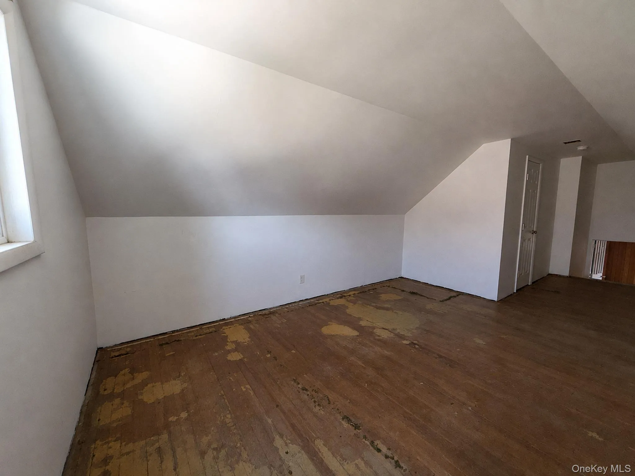 1020 Niagara Avenue, Babylon, NY, 3 Bedrooms Bedrooms, 7 Rooms Rooms,1 BathroomBathrooms,Residential,For Rent,Niagara,0,1028576 1020 Niagara Avenue, Babylon, NY, 3 Bedrooms Bedrooms, 7 Rooms Rooms,1 BathroomBathrooms,Residential,For Rent,Niagara,0,1028576