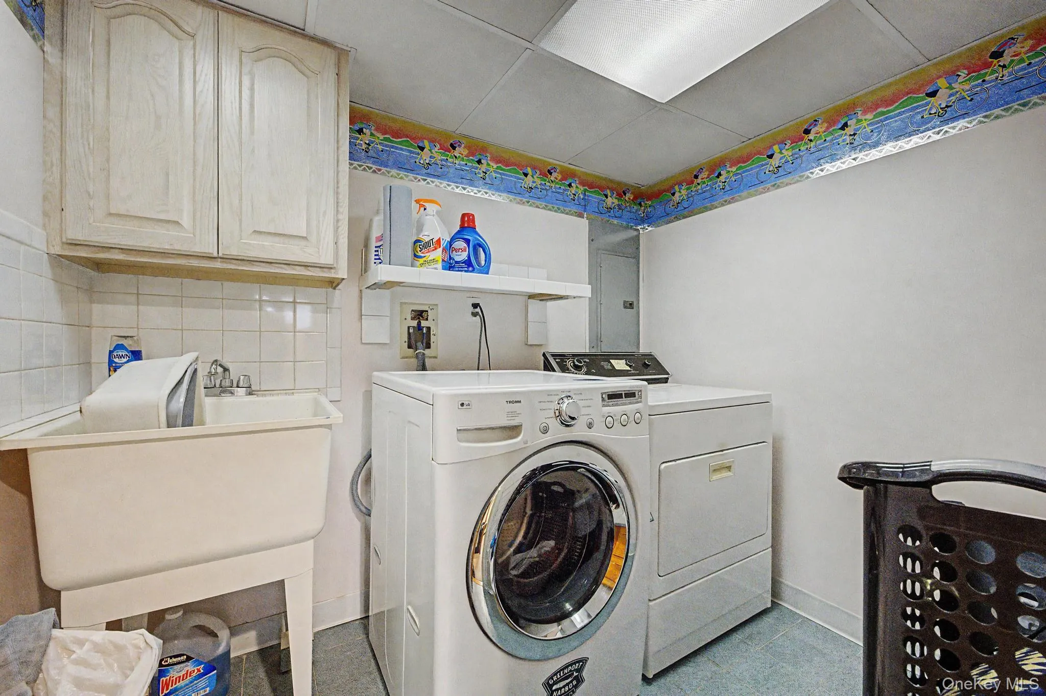1602 Imperial Avenue, Hempstead, NY, 3 Bedrooms Bedrooms, 6 Rooms Rooms,2 BathroomsBathrooms,Residential,For Rent,Imperial,0,1028581 1602 Imperial Avenue, Hempstead, NY, 3 Bedrooms Bedrooms, 6 Rooms Rooms,2 BathroomsBathrooms,Residential,For Rent,Imperial,0,1028581