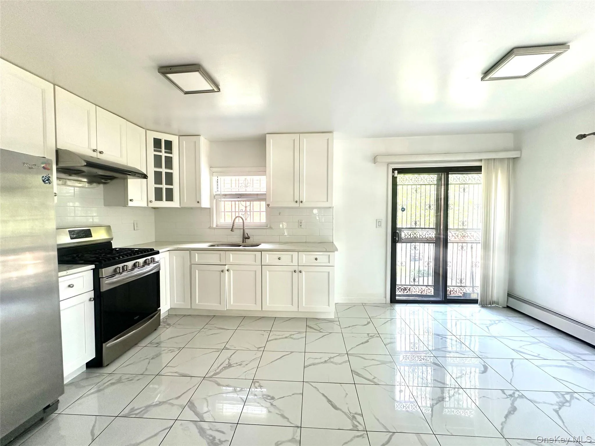 120-25 Ketch Court, New York, NY, 3 Bedrooms Bedrooms, 7 Rooms Rooms,2 BathroomsBathrooms,Residential,For Rent,Ketch,0,1028587 120-25 Ketch Court, New York, NY, 3 Bedrooms Bedrooms, 7 Rooms Rooms,2 BathroomsBathrooms,Residential,For Rent,Ketch,0,1028587