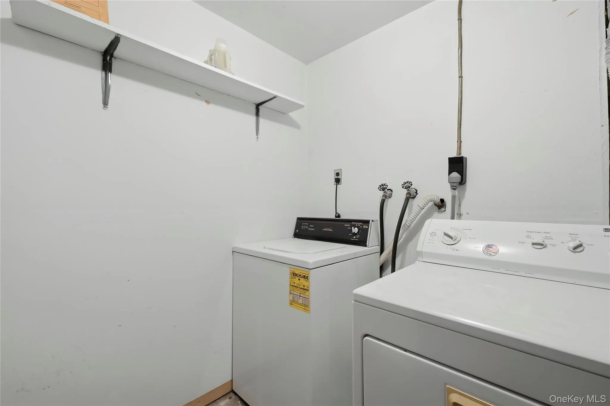 181 Montross Road, Yorktown, NY, 3 Bedrooms Bedrooms, 8 Rooms Rooms,1 BathroomBathrooms,Residential,For Rent,Montross,0,1028589 181 Montross Road, Yorktown, NY, 3 Bedrooms Bedrooms, 8 Rooms Rooms,1 BathroomBathrooms,Residential,For Rent,Montross,0,1028589