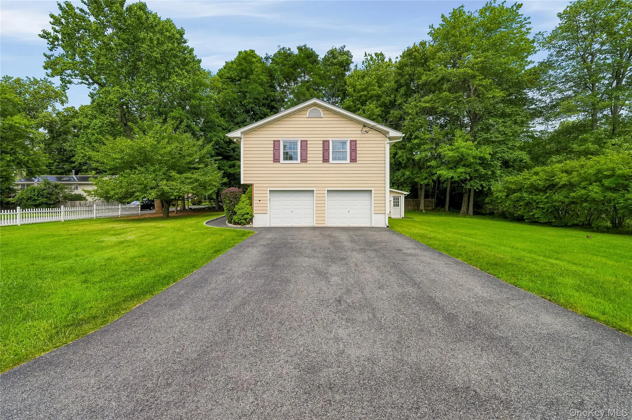 181 Montross Road, Yorktown, NY, 3 Bedrooms Bedrooms, 8 Rooms Rooms,1 BathroomBathrooms,Residential,For Rent,Montross,0,1028589 181 Montross Road, Yorktown, NY, 3 Bedrooms Bedrooms, 8 Rooms Rooms,1 BathroomBathrooms,Residential,For Rent,Montross,0,1028589