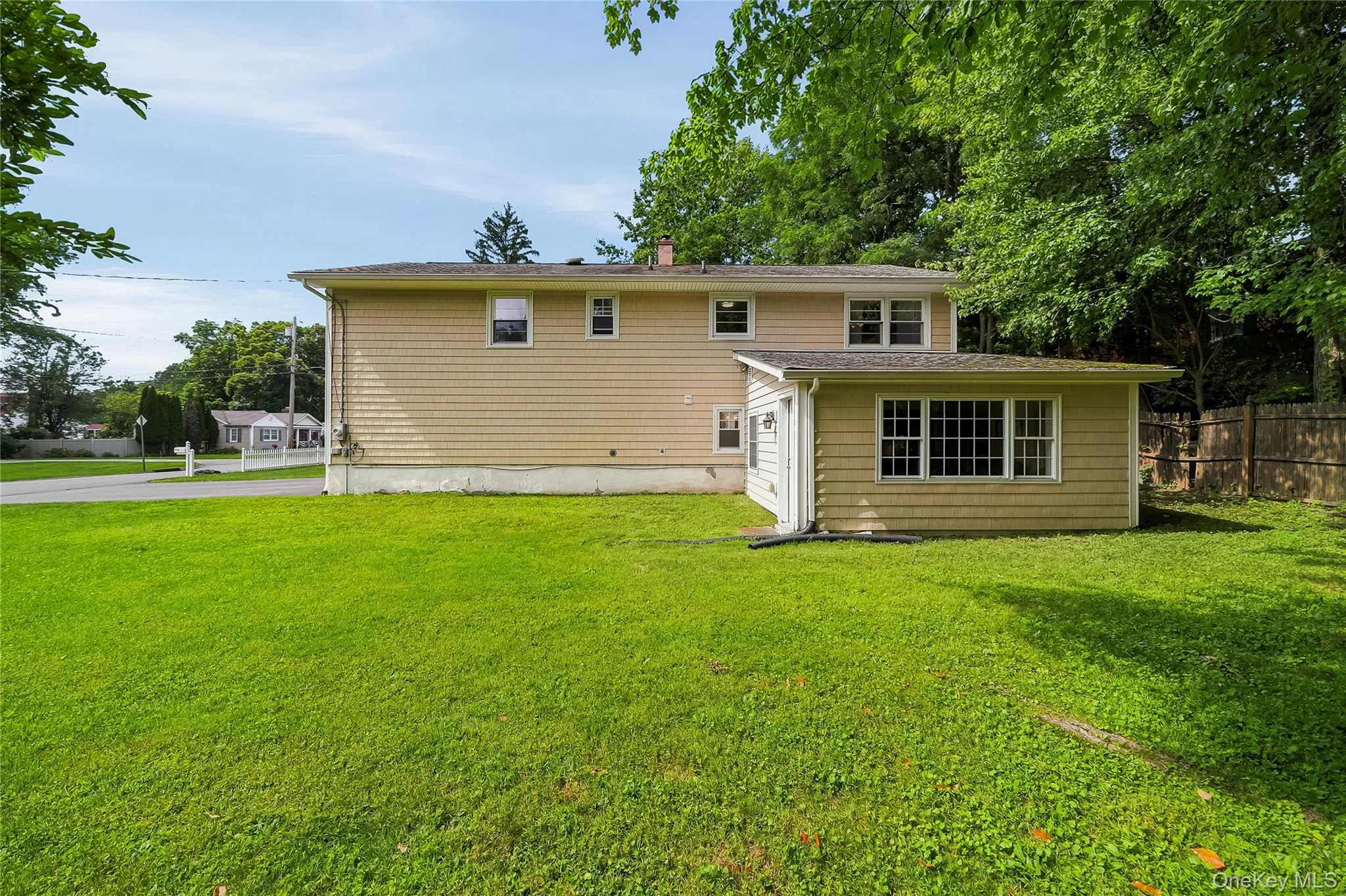 181 Montross Road, Yorktown, NY, 3 Bedrooms Bedrooms, 8 Rooms Rooms,1 BathroomBathrooms,Residential,For Rent,Montross,0,1028589 181 Montross Road, Yorktown, NY, 3 Bedrooms Bedrooms, 8 Rooms Rooms,1 BathroomBathrooms,Residential,For Rent,Montross,0,1028589