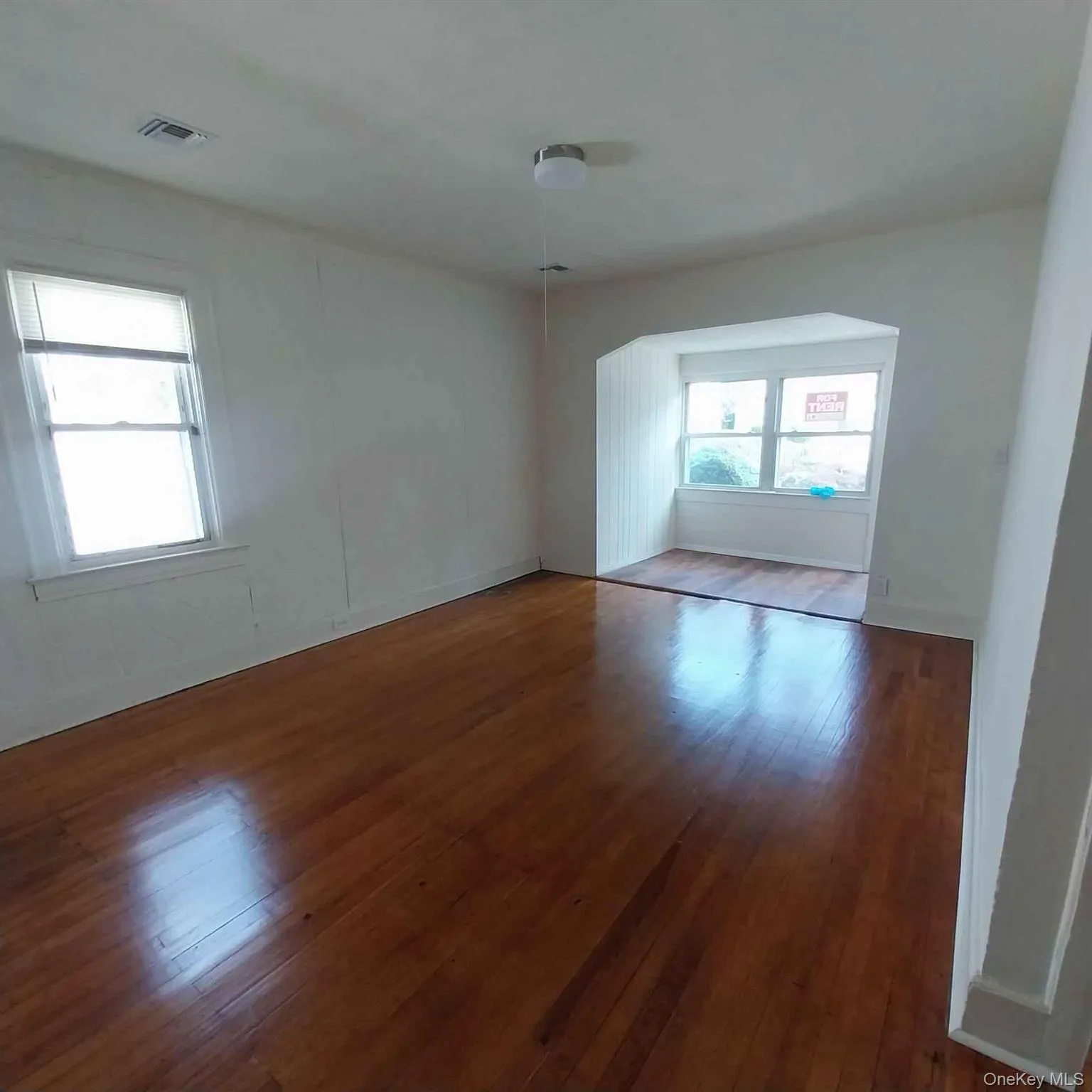 628 Hill Street, Hempstead, NY, 3 Bedrooms Bedrooms, 8 Rooms Rooms,2 BathroomsBathrooms,Residential Lease,For Rent,Hill,0,1028593 628 Hill Street, Hempstead, NY, 3 Bedrooms Bedrooms, 8 Rooms Rooms,2 BathroomsBathrooms,Residential Lease,For Rent,Hill,0,1028593