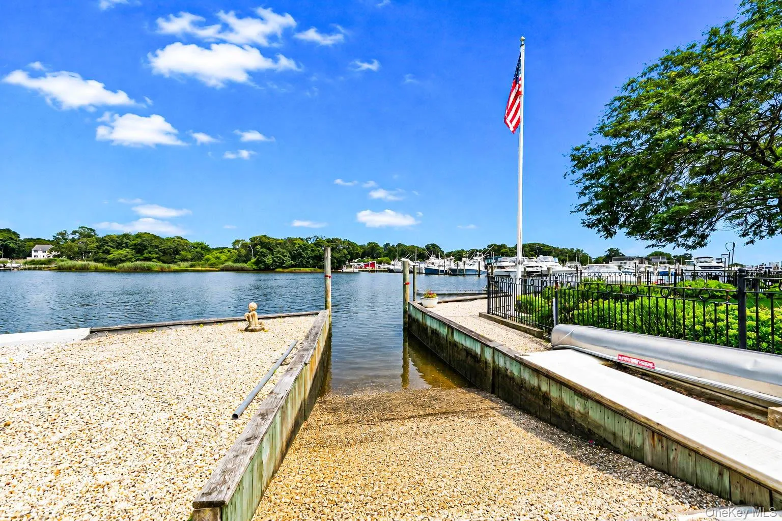131 Crystal Beach Boulevard, Brookhaven, NY, 3 Bedrooms Bedrooms, 7 Rooms Rooms,2 BathroomsBathrooms,Residential,For Rent,Crystal Beach,0,1028595 131 Crystal Beach Boulevard, Brookhaven, NY, 3 Bedrooms Bedrooms, 7 Rooms Rooms,2 BathroomsBathrooms,Residential,For Rent,Crystal Beach,0,1028595