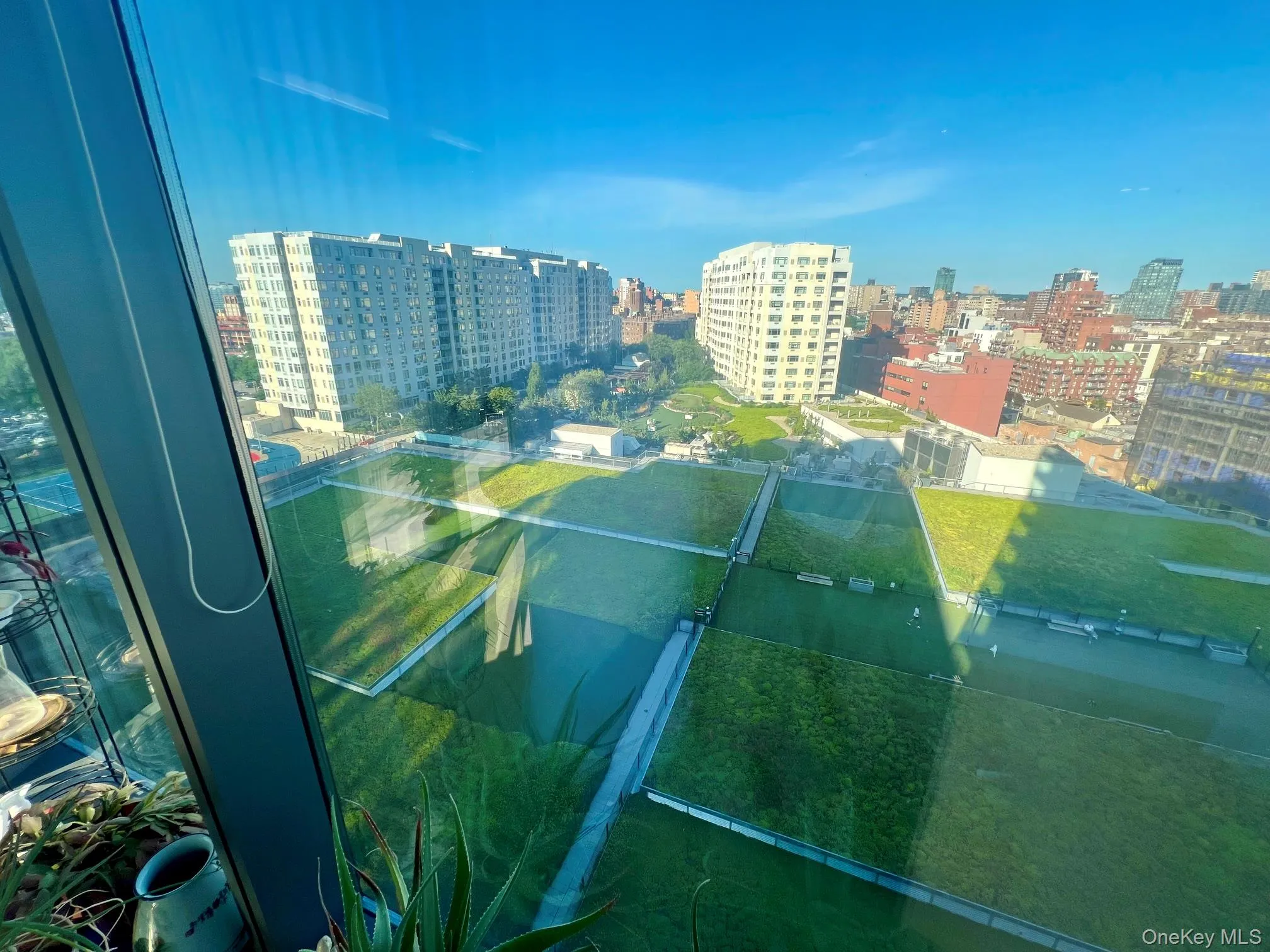 13101 40th Road, New York, NY, 3 Bedrooms Bedrooms, 6 Rooms Rooms,2 BathroomsBathrooms,Residential,For Rent,40th,0,1028601 13101 40th Road, New York, NY, 3 Bedrooms Bedrooms, 6 Rooms Rooms,2 BathroomsBathrooms,Residential,For Rent,40th,0,1028601