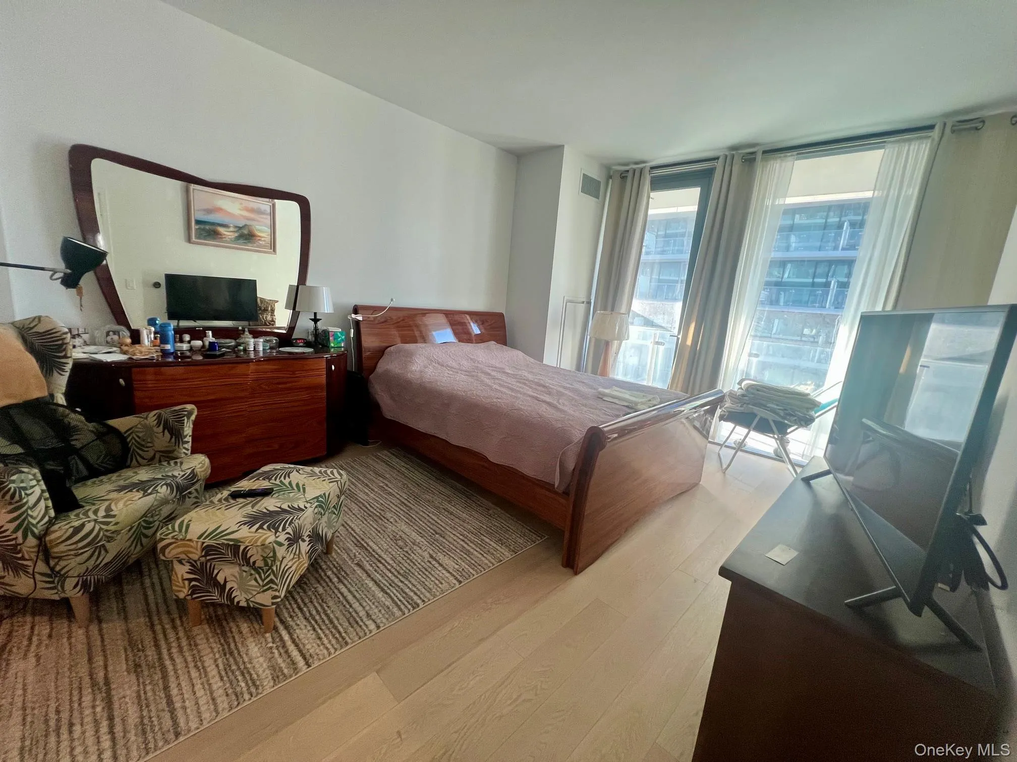 13101 40th Road, New York, NY, 3 Bedrooms Bedrooms, 6 Rooms Rooms,2 BathroomsBathrooms,Residential,For Rent,40th,0,1028601 13101 40th Road, New York, NY, 3 Bedrooms Bedrooms, 6 Rooms Rooms,2 BathroomsBathrooms,Residential,For Rent,40th,0,1028601