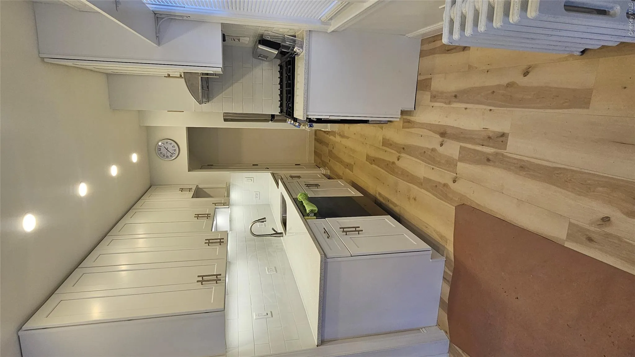 159-09 Laburnum Avenue, New York, NY, 3 Bedrooms Bedrooms, 12 Rooms Rooms,2 BathroomsBathrooms,Residential Lease,For Rent,Laburnum,0,1028602 159-09 Laburnum Avenue, New York, NY, 3 Bedrooms Bedrooms, 12 Rooms Rooms,2 BathroomsBathrooms,Residential Lease,For Rent,Laburnum,0,1028602