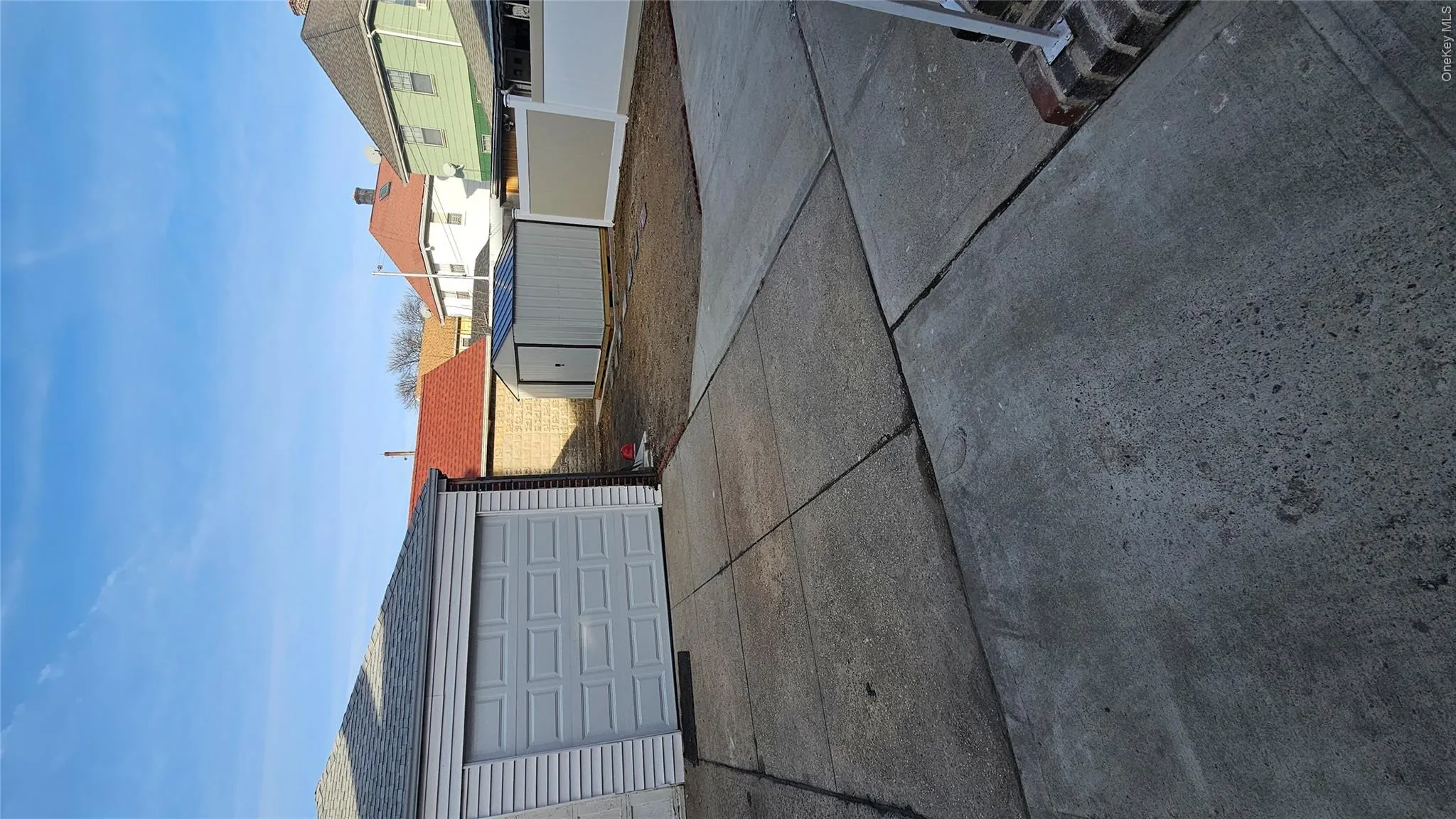 Garage and Shed and 1 parking space Garage and Shed and 1 parking space