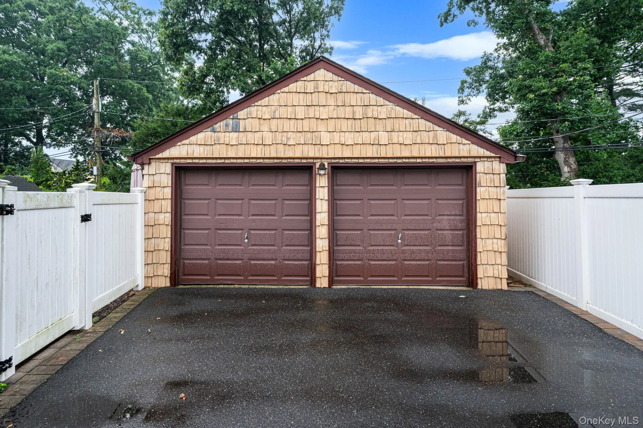 63 Lewis Road, Hempstead, NY, 5 Bedrooms Bedrooms, 10 Rooms Rooms,3 BathroomsBathrooms,Residential,For Rent,Lewis,0,1028604 63 Lewis Road, Hempstead, NY, 5 Bedrooms Bedrooms, 10 Rooms Rooms,3 BathroomsBathrooms,Residential,For Rent,Lewis,0,1028604