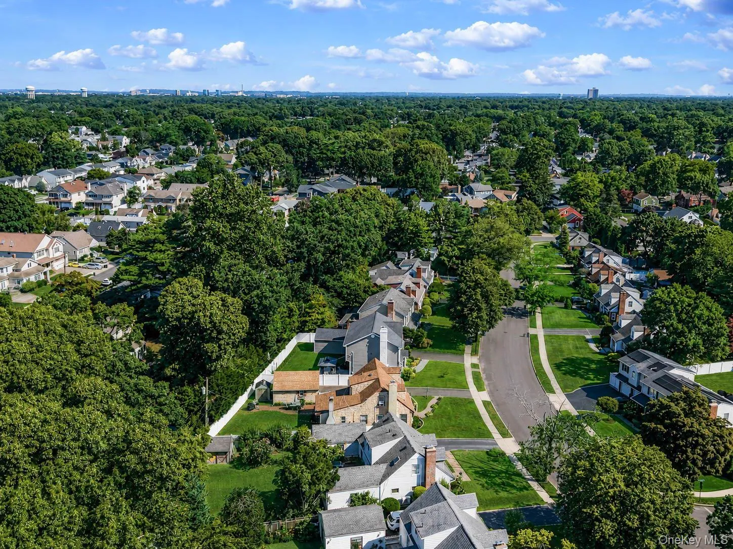 63 Lewis Road, Hempstead, NY, 5 Bedrooms Bedrooms, 10 Rooms Rooms,3 BathroomsBathrooms,Residential,For Rent,Lewis,0,1028604 63 Lewis Road, Hempstead, NY, 5 Bedrooms Bedrooms, 10 Rooms Rooms,3 BathroomsBathrooms,Residential,For Rent,Lewis,0,1028604