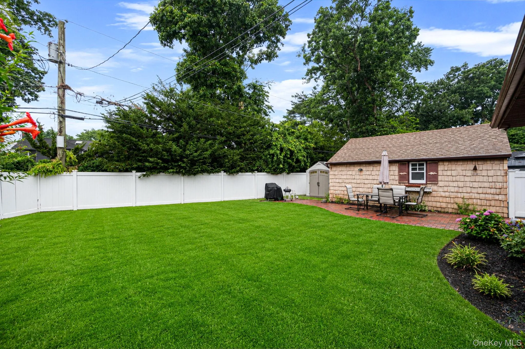 63 Lewis Road, Hempstead, NY, 5 Bedrooms Bedrooms, 10 Rooms Rooms,3 BathroomsBathrooms,Residential,For Rent,Lewis,0,1028604 63 Lewis Road, Hempstead, NY, 5 Bedrooms Bedrooms, 10 Rooms Rooms,3 BathroomsBathrooms,Residential,For Rent,Lewis,0,1028604