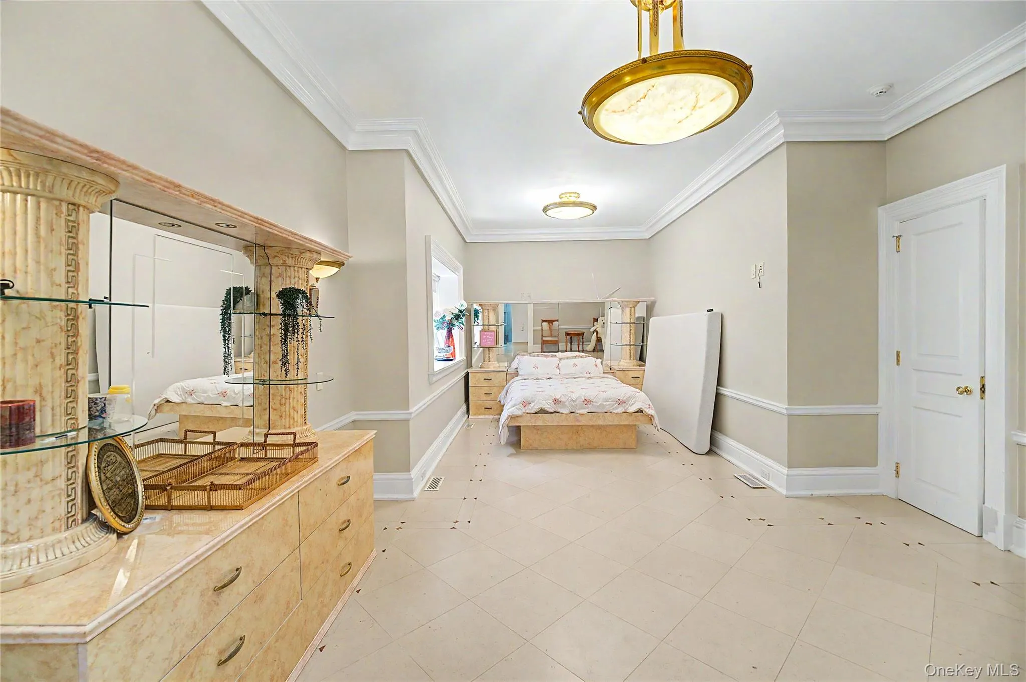 25 Lake Road, North Hempstead, NY, 6 Bedrooms Bedrooms, 20 Rooms Rooms,6 BathroomsBathrooms,Residential,For Rent,Lake,0,1028608 25 Lake Road, North Hempstead, NY, 6 Bedrooms Bedrooms, 20 Rooms Rooms,6 BathroomsBathrooms,Residential,For Rent,Lake,0,1028608
