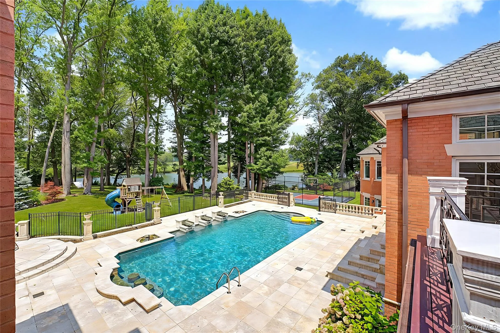 25 Lake Road, North Hempstead, NY, 6 Bedrooms Bedrooms, 20 Rooms Rooms,6 BathroomsBathrooms,Residential,For Rent,Lake,0,1028608 25 Lake Road, North Hempstead, NY, 6 Bedrooms Bedrooms, 20 Rooms Rooms,6 BathroomsBathrooms,Residential,For Rent,Lake,0,1028608