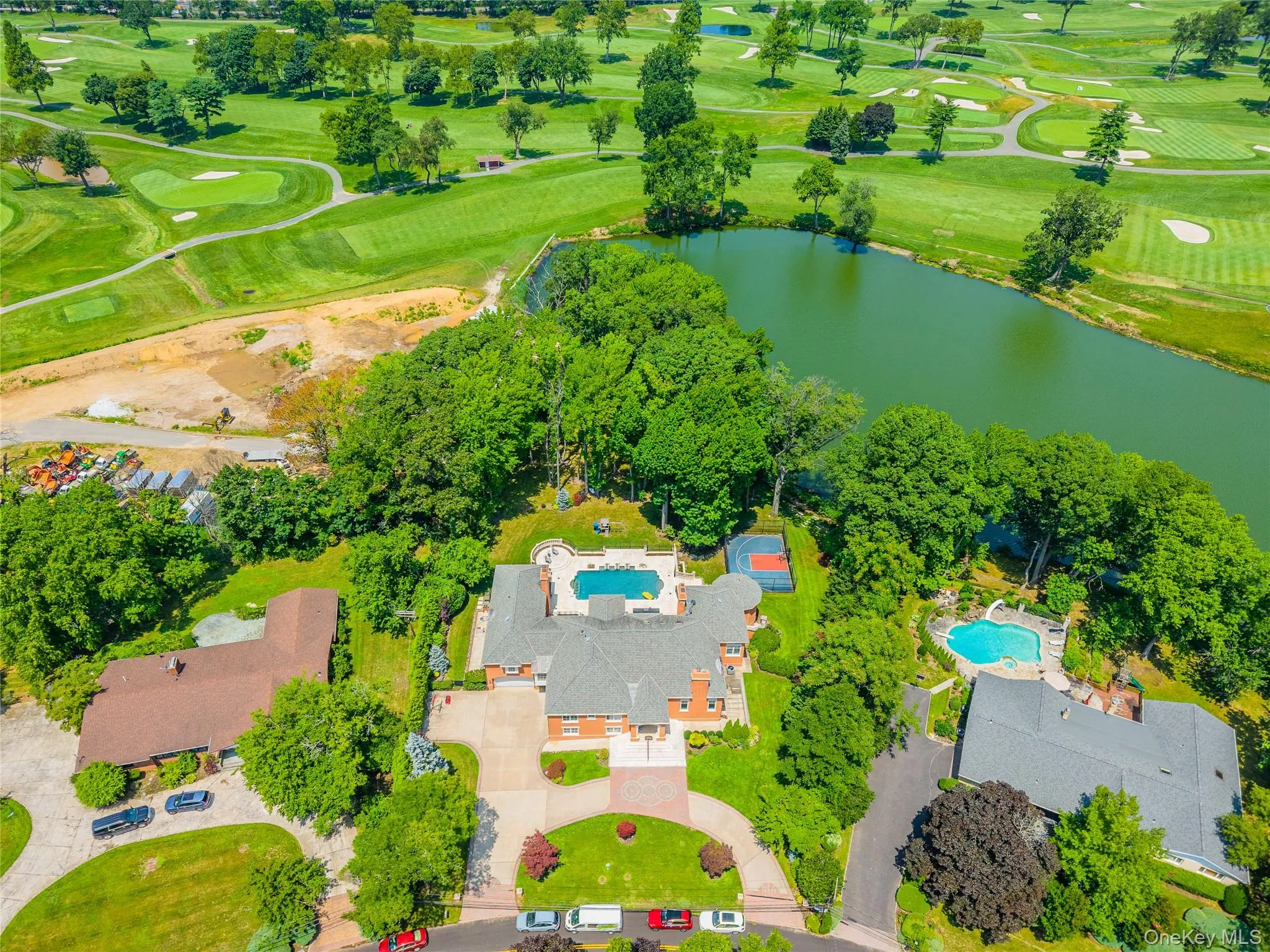 25 Lake Road, North Hempstead, NY, 6 Bedrooms Bedrooms, 20 Rooms Rooms,6 BathroomsBathrooms,Residential,For Rent,Lake,0,1028608 25 Lake Road, North Hempstead, NY, 6 Bedrooms Bedrooms, 20 Rooms Rooms,6 BathroomsBathrooms,Residential,For Rent,Lake,0,1028608