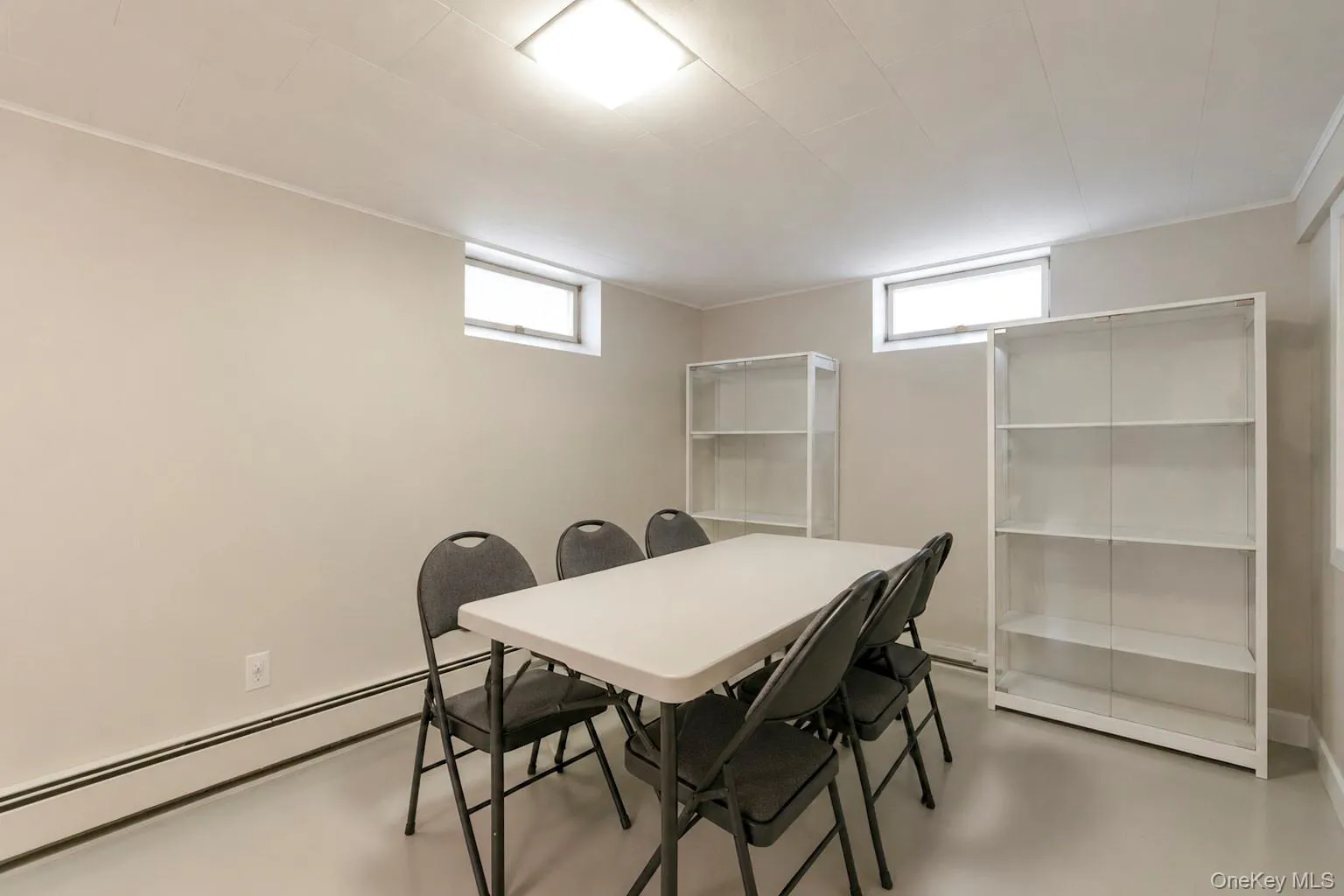 2 Fox Lane, Brookhaven, NY, 2 Bedrooms Bedrooms, 4 Rooms Rooms,2 BathroomsBathrooms,Residential,For Rent,Fox,0,1028610 2 Fox Lane, Brookhaven, NY, 2 Bedrooms Bedrooms, 4 Rooms Rooms,2 BathroomsBathrooms,Residential,For Rent,Fox,0,1028610