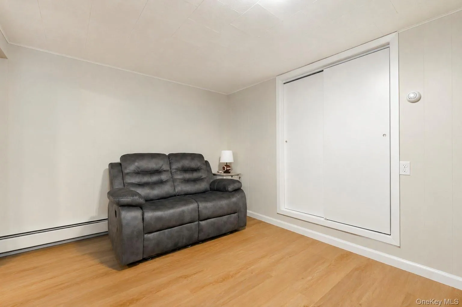 2 Fox Lane, Brookhaven, NY, 2 Bedrooms Bedrooms, 4 Rooms Rooms,2 BathroomsBathrooms,Residential,For Rent,Fox,0,1028610 2 Fox Lane, Brookhaven, NY, 2 Bedrooms Bedrooms, 4 Rooms Rooms,2 BathroomsBathrooms,Residential,For Rent,Fox,0,1028610