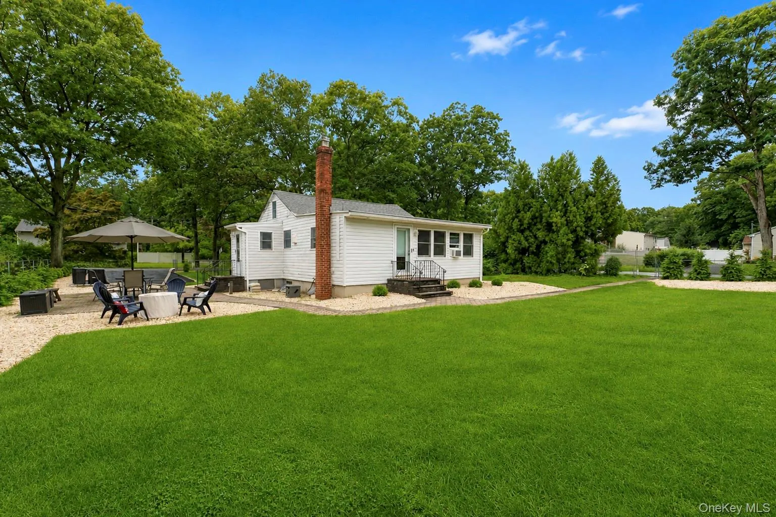 2 Fox Lane, Brookhaven, NY, 2 Bedrooms Bedrooms, 4 Rooms Rooms,2 BathroomsBathrooms,Residential,For Rent,Fox,0,1028610 2 Fox Lane, Brookhaven, NY, 2 Bedrooms Bedrooms, 4 Rooms Rooms,2 BathroomsBathrooms,Residential,For Rent,Fox,0,1028610