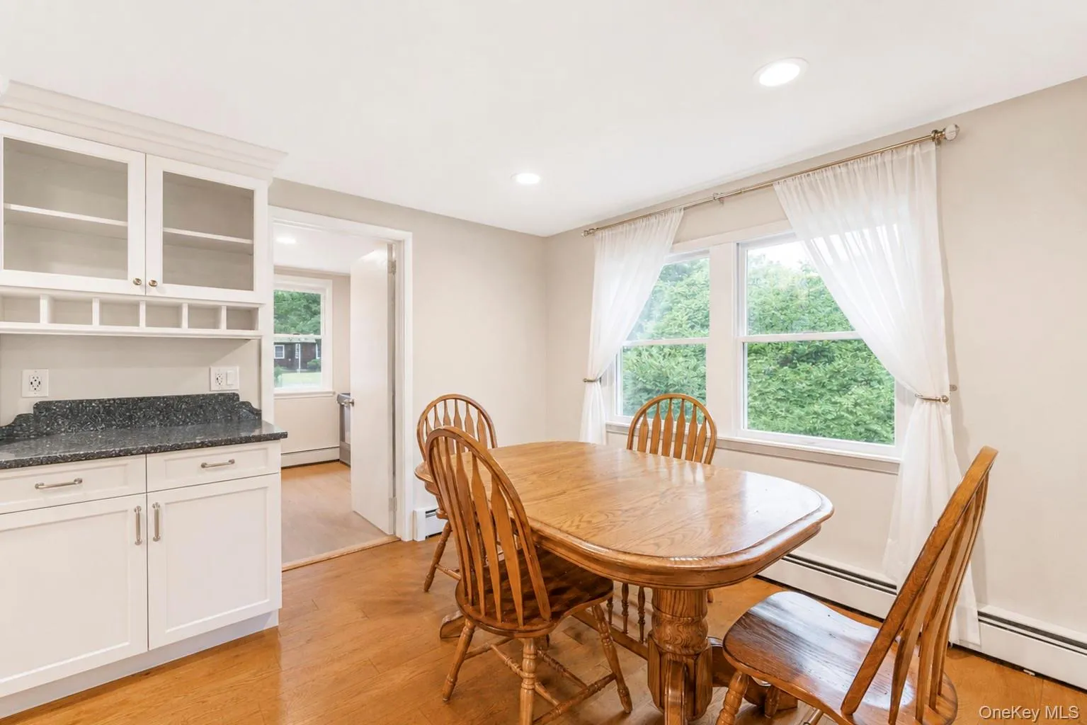 2 Fox Lane, Brookhaven, NY, 2 Bedrooms Bedrooms, 4 Rooms Rooms,2 BathroomsBathrooms,Residential,For Rent,Fox,0,1028610 2 Fox Lane, Brookhaven, NY, 2 Bedrooms Bedrooms, 4 Rooms Rooms,2 BathroomsBathrooms,Residential,For Rent,Fox,0,1028610