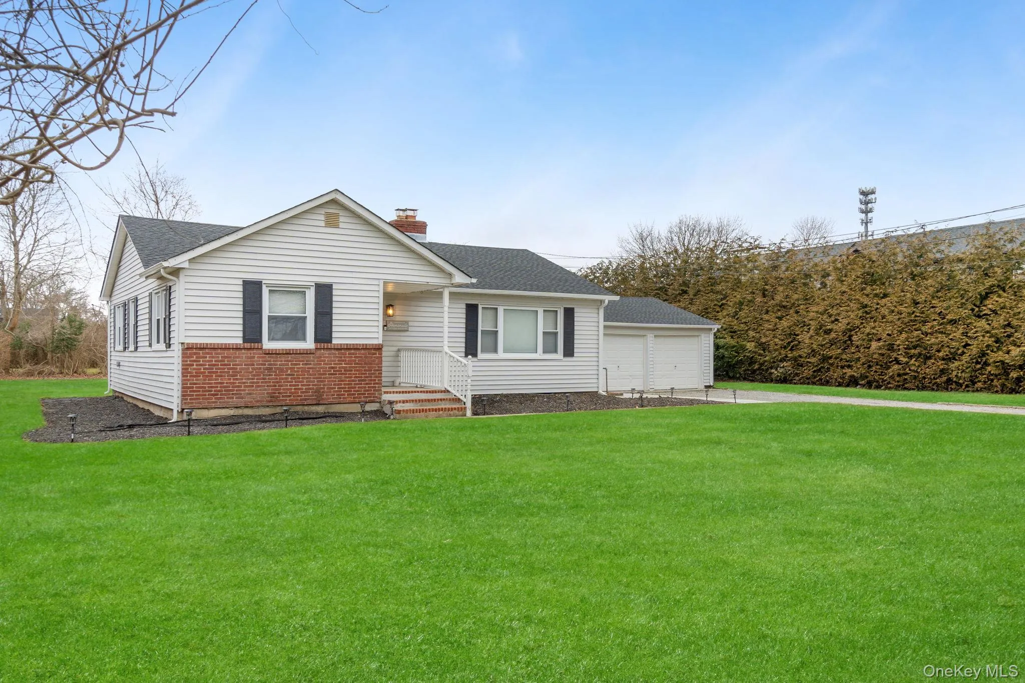 149 David Whites Lane, Southampton, NY, 4 Bedrooms Bedrooms, 10 Rooms Rooms,3 BathroomsBathrooms,Residential Lease,For Rent,David Whites,0,1028612 149 David Whites Lane, Southampton, NY, 4 Bedrooms Bedrooms, 10 Rooms Rooms,3 BathroomsBathrooms,Residential Lease,For Rent,David Whites,0,1028612