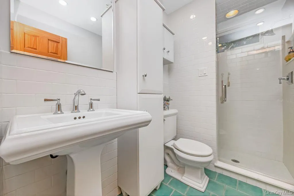 67 Cedar Place, Hempstead, NY, 4 Bedrooms Bedrooms, 9 Rooms Rooms,2 BathroomsBathrooms,Residential,For Rent,Cedar,0,1028614 67 Cedar Place, Hempstead, NY, 4 Bedrooms Bedrooms, 9 Rooms Rooms,2 BathroomsBathrooms,Residential,For Rent,Cedar,0,1028614