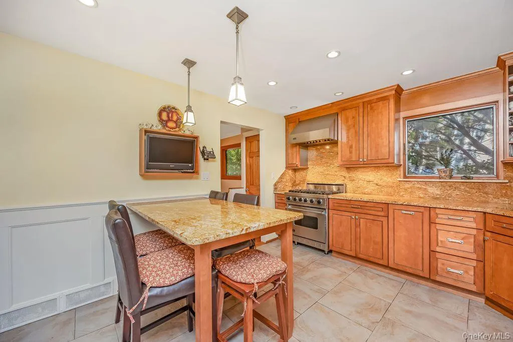 67 Cedar Place, Hempstead, NY, 4 Bedrooms Bedrooms, 9 Rooms Rooms,2 BathroomsBathrooms,Residential,For Rent,Cedar,0,1028614 67 Cedar Place, Hempstead, NY, 4 Bedrooms Bedrooms, 9 Rooms Rooms,2 BathroomsBathrooms,Residential,For Rent,Cedar,0,1028614