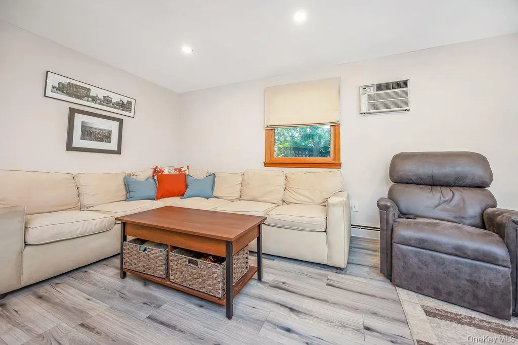 67 Cedar Place, Hempstead, NY, 4 Bedrooms Bedrooms, 9 Rooms Rooms,2 BathroomsBathrooms,Residential,For Rent,Cedar,0,1028614 67 Cedar Place, Hempstead, NY, 4 Bedrooms Bedrooms, 9 Rooms Rooms,2 BathroomsBathrooms,Residential,For Rent,Cedar,0,1028614