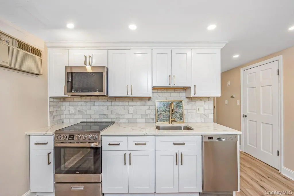 67 Cedar Place, Hempstead, NY, 4 Bedrooms Bedrooms, 9 Rooms Rooms,2 BathroomsBathrooms,Residential,For Rent,Cedar,0,1028614 67 Cedar Place, Hempstead, NY, 4 Bedrooms Bedrooms, 9 Rooms Rooms,2 BathroomsBathrooms,Residential,For Rent,Cedar,0,1028614