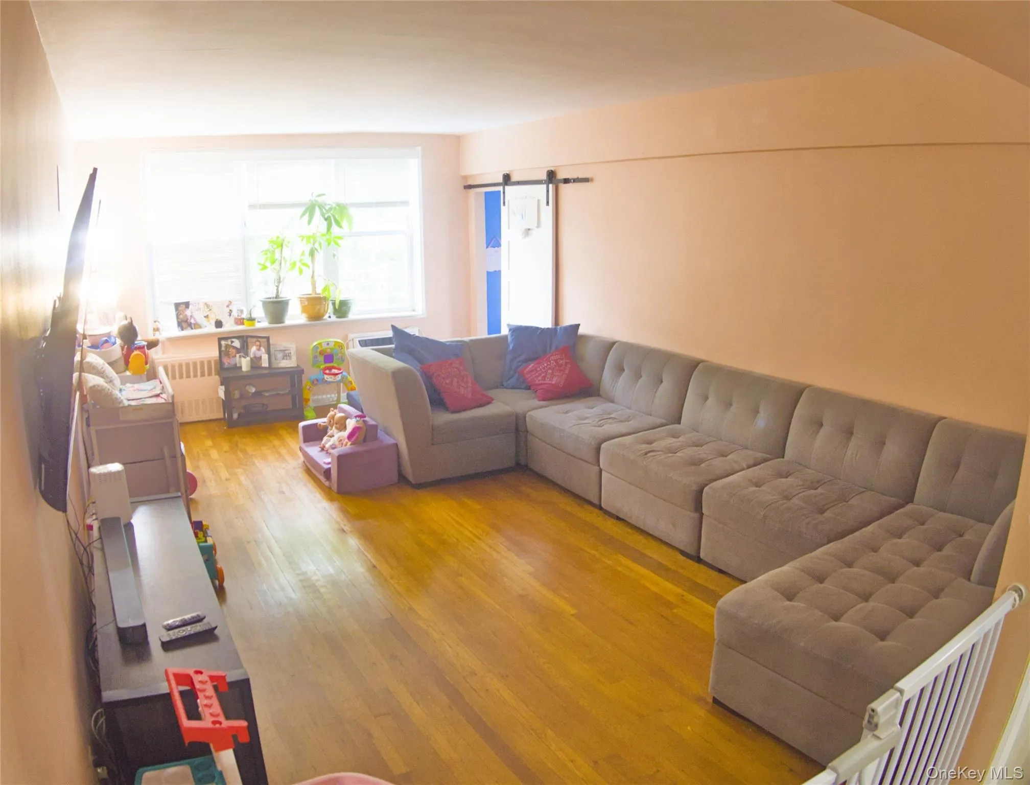 43 Bronx River Road, Yonkers, NY, 2 Bedrooms Bedrooms, 4 Rooms Rooms,1 BathroomBathrooms,Residential,For Rent,Bronx River,0,1028617 43 Bronx River Road, Yonkers, NY, 2 Bedrooms Bedrooms, 4 Rooms Rooms,1 BathroomBathrooms,Residential,For Rent,Bronx River,0,1028617