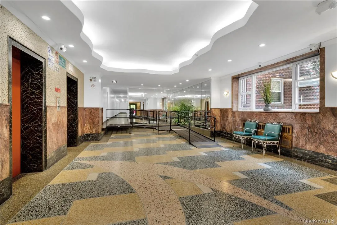 900 Lydig Avenue, New York, NY, 2 Bedrooms Bedrooms, 4 Rooms Rooms,1 BathroomBathrooms,Residential Lease,For Rent,Lydig,0,1028622 900 Lydig Avenue, New York, NY, 2 Bedrooms Bedrooms, 4 Rooms Rooms,1 BathroomBathrooms,Residential Lease,For Rent,Lydig,0,1028622