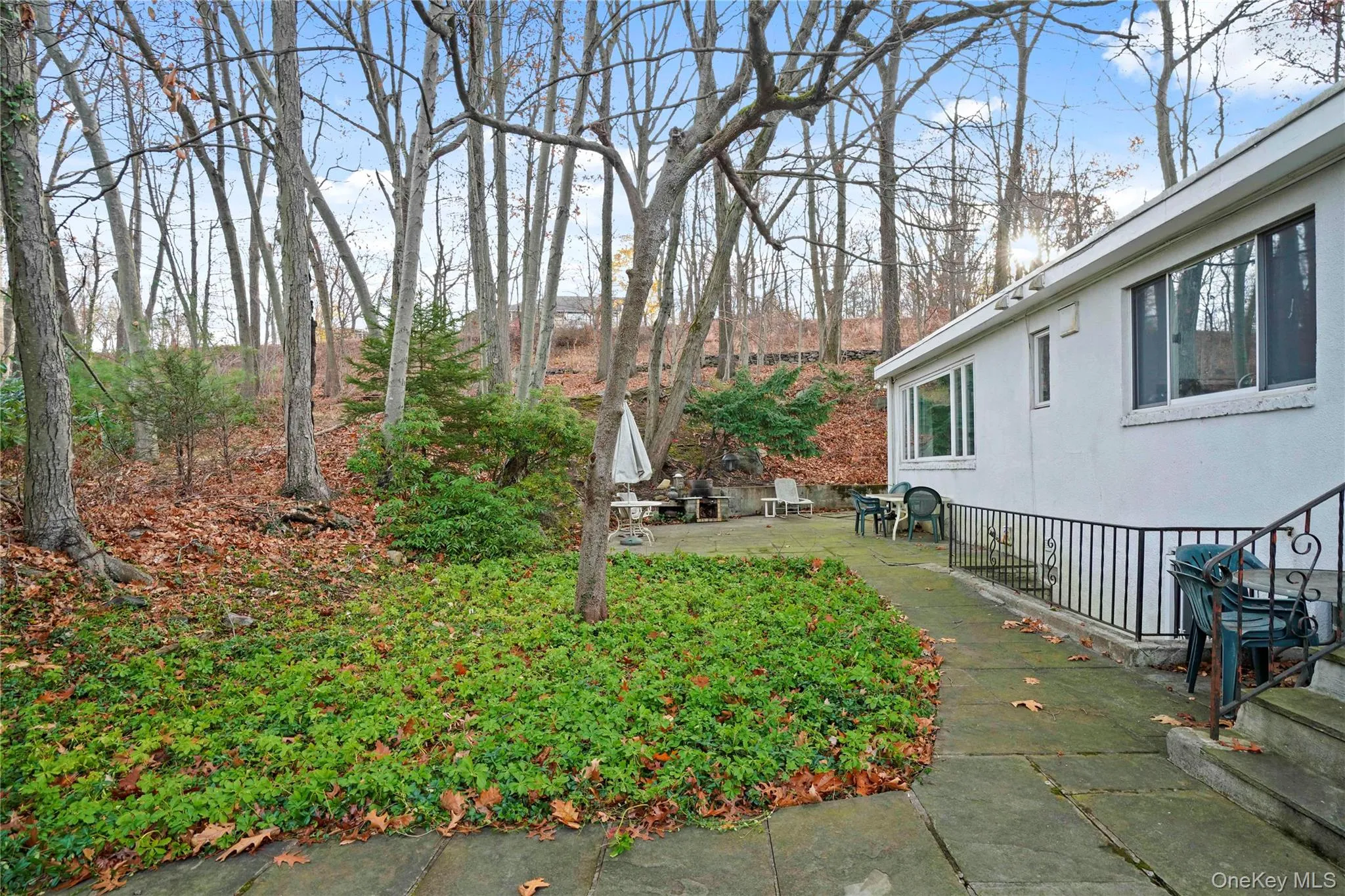 Side Yard Side Yard
