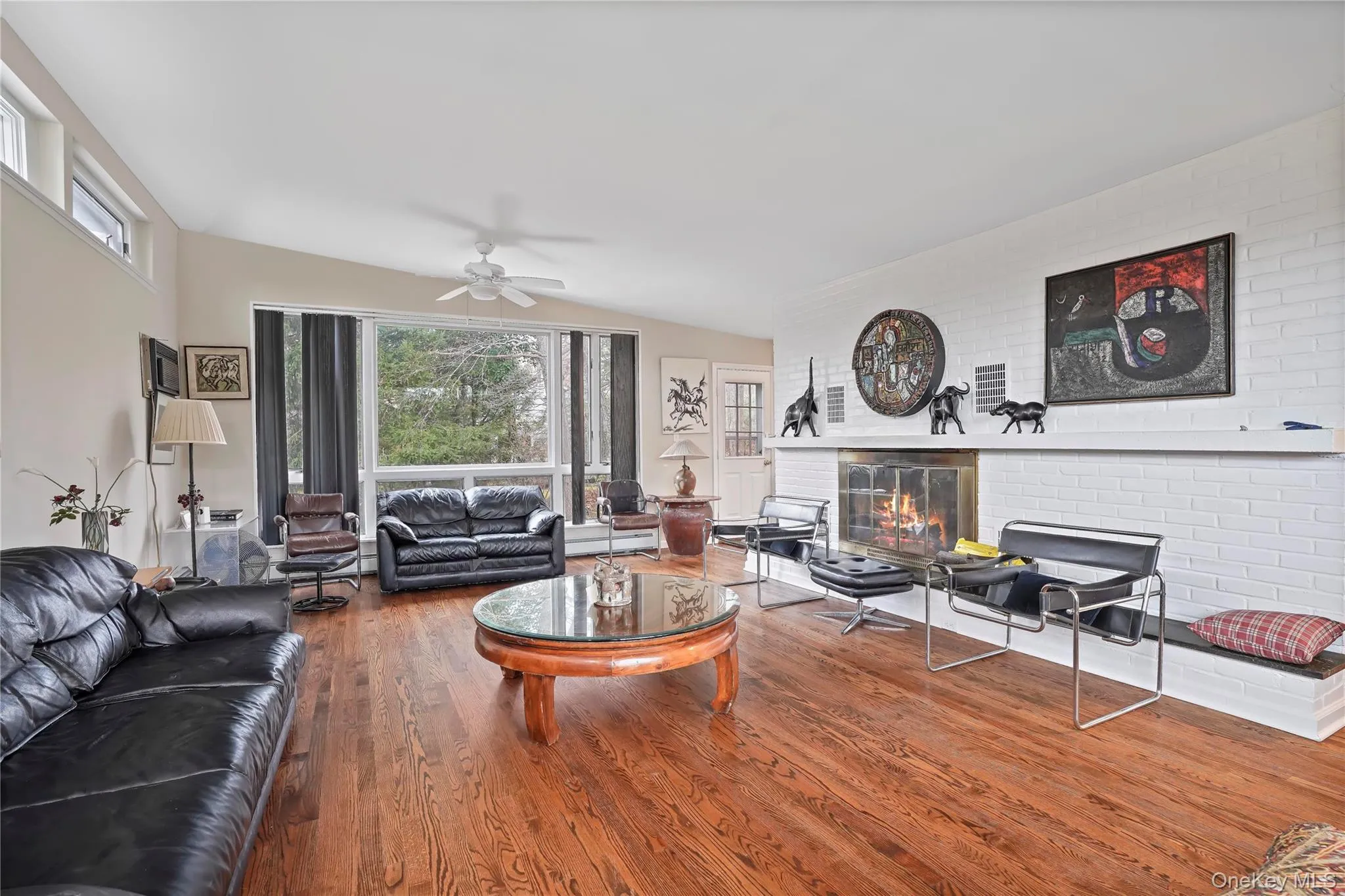Living Room With High Ceilings Living Room With High Ceilings