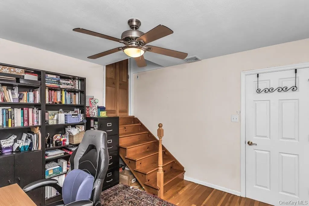 3 Windsor Place, Huntington, NY, 4 Bedrooms Bedrooms, 10 Rooms Rooms,3 BathroomsBathrooms,Residential,For Rent,Windsor,0,1028636 3 Windsor Place, Huntington, NY, 4 Bedrooms Bedrooms, 10 Rooms Rooms,3 BathroomsBathrooms,Residential,For Rent,Windsor,0,1028636