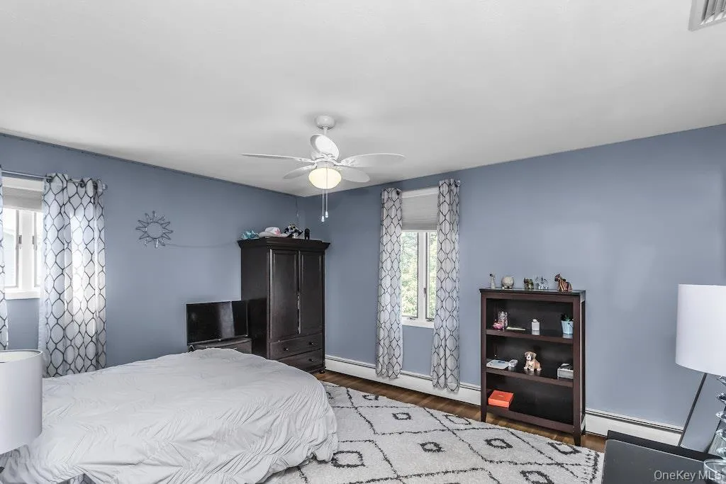 3 Windsor Place, Huntington, NY, 4 Bedrooms Bedrooms, 10 Rooms Rooms,3 BathroomsBathrooms,Residential,For Rent,Windsor,0,1028636 3 Windsor Place, Huntington, NY, 4 Bedrooms Bedrooms, 10 Rooms Rooms,3 BathroomsBathrooms,Residential,For Rent,Windsor,0,1028636