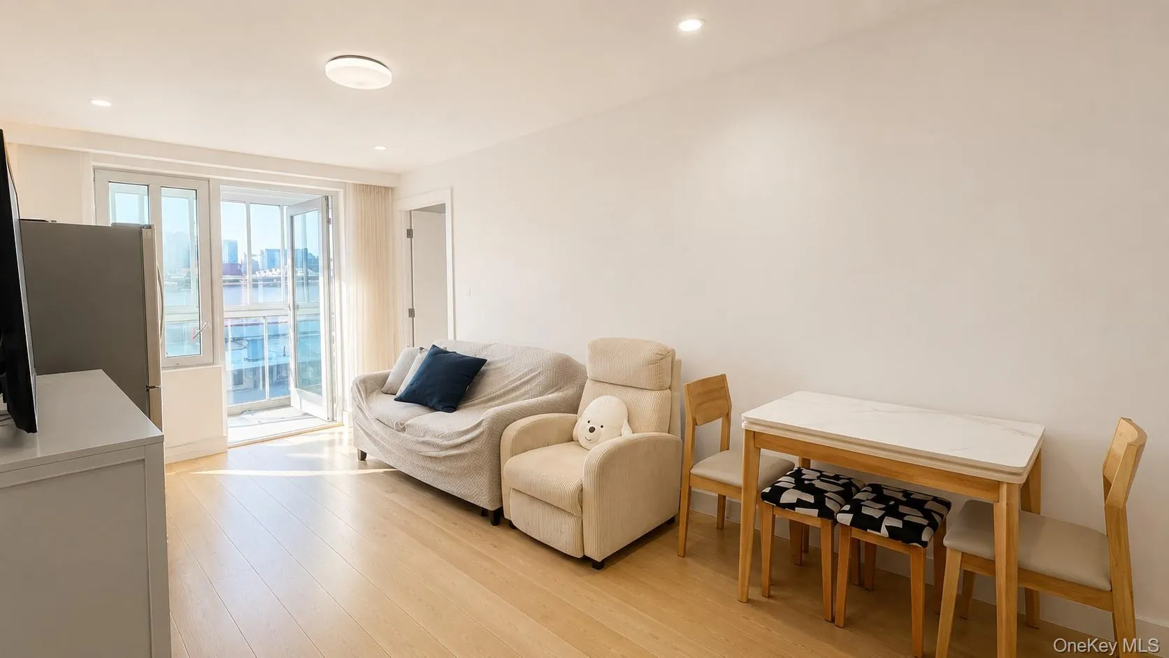 13119 Fowler Avenue, New York, NY, 2 Bedrooms Bedrooms, 6 Rooms Rooms,2 BathroomsBathrooms,Residential,For Rent,Fowler,0,1028637 13119 Fowler Avenue, New York, NY, 2 Bedrooms Bedrooms, 6 Rooms Rooms,2 BathroomsBathrooms,Residential,For Rent,Fowler,0,1028637