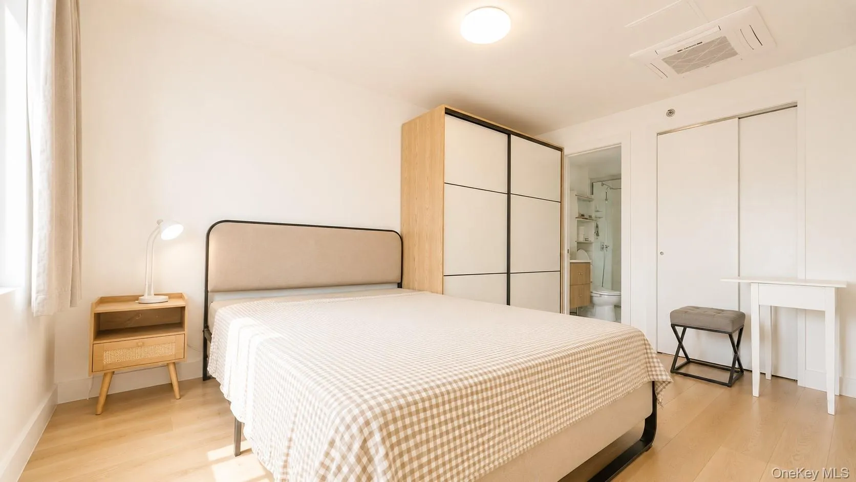 13119 Fowler Avenue, New York, NY, 2 Bedrooms Bedrooms, 6 Rooms Rooms,2 BathroomsBathrooms,Residential,For Rent,Fowler,0,1028637 13119 Fowler Avenue, New York, NY, 2 Bedrooms Bedrooms, 6 Rooms Rooms,2 BathroomsBathrooms,Residential,For Rent,Fowler,0,1028637