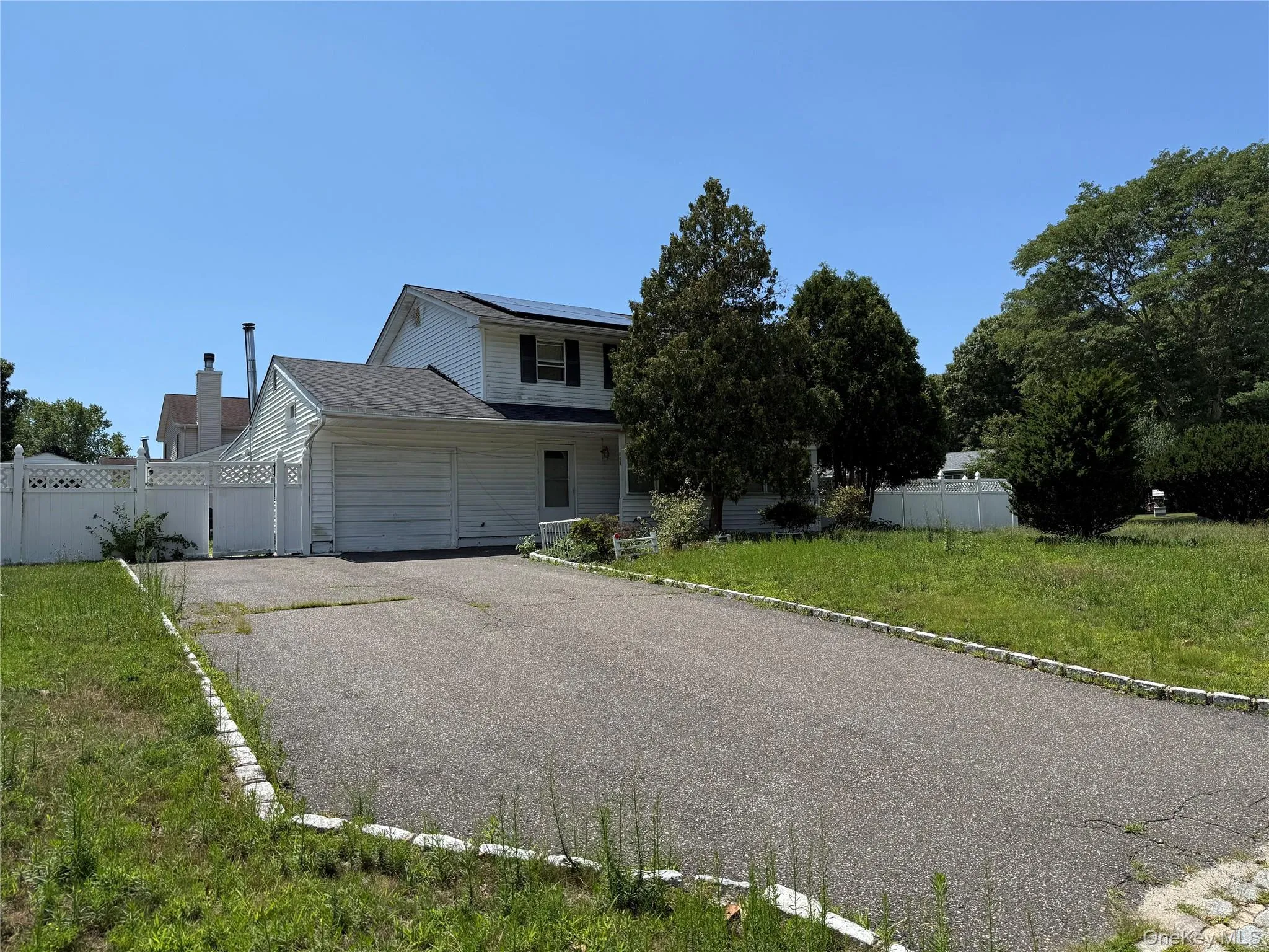 124 Ridgewood Avenue, Brookhaven, NY, 5 Bedrooms Bedrooms, 9 Rooms Rooms,2 BathroomsBathrooms,Residential,For Rent,Ridgewood,0,1028641 124 Ridgewood Avenue, Brookhaven, NY, 5 Bedrooms Bedrooms, 9 Rooms Rooms,2 BathroomsBathrooms,Residential,For Rent,Ridgewood,0,1028641