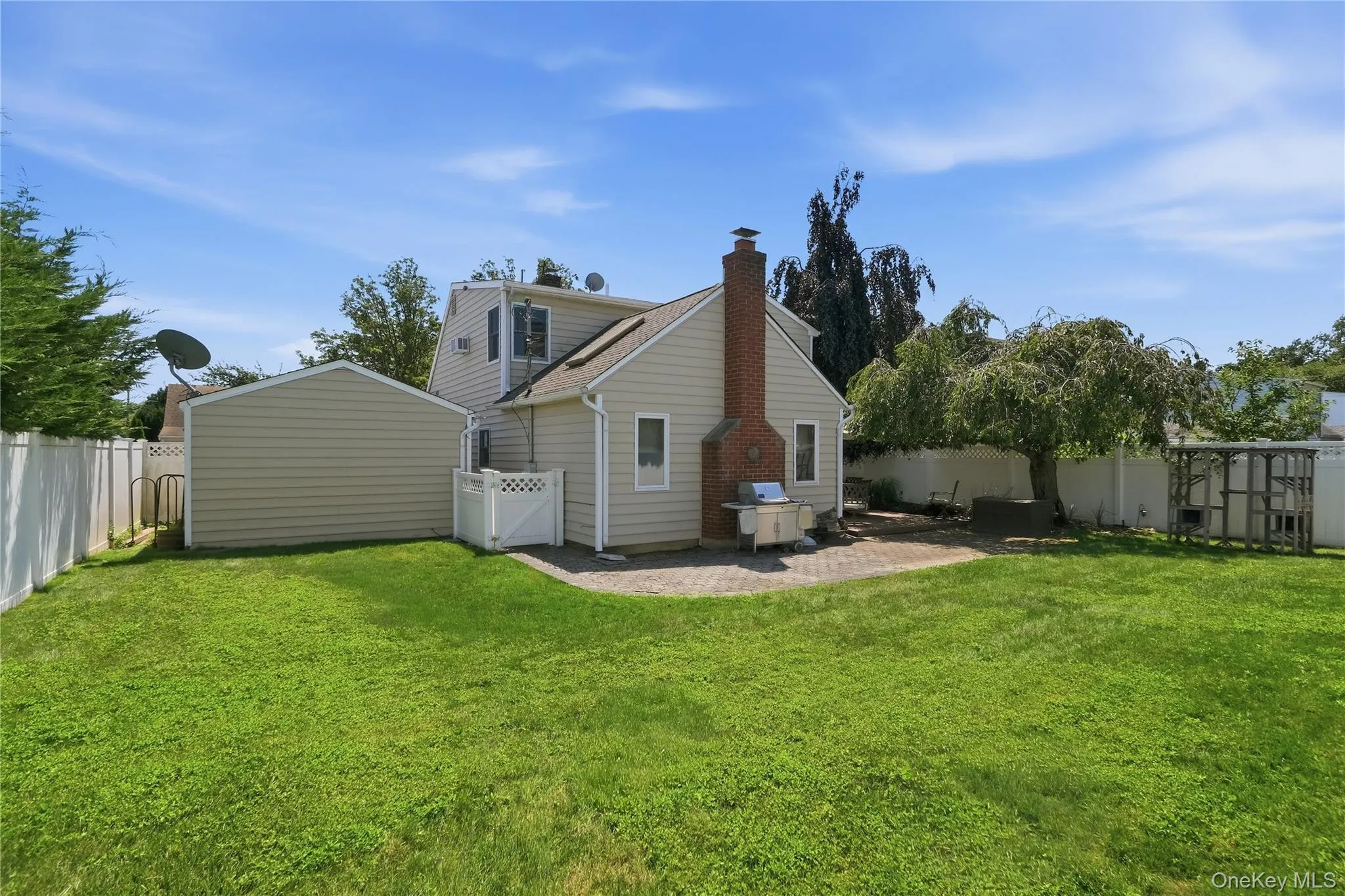 19 Tower Lane, Hempstead, NY, 3 Bedrooms Bedrooms, 7 Rooms Rooms,2 BathroomsBathrooms,Residential,For Rent,Tower,0,1028643 19 Tower Lane, Hempstead, NY, 3 Bedrooms Bedrooms, 7 Rooms Rooms,2 BathroomsBathrooms,Residential,For Rent,Tower,0,1028643