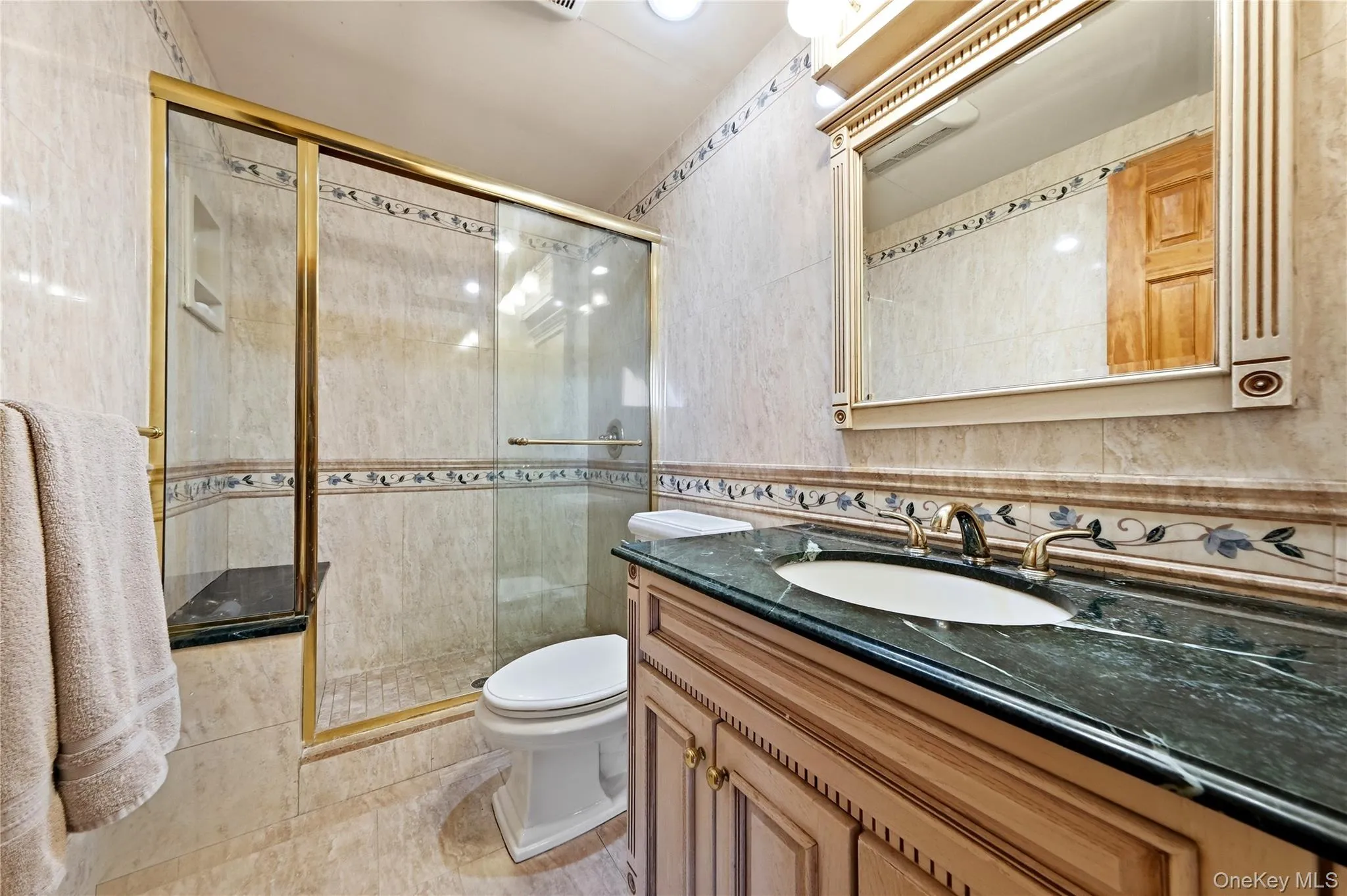 19 Tower Lane, Hempstead, NY, 3 Bedrooms Bedrooms, 7 Rooms Rooms,2 BathroomsBathrooms,Residential,For Rent,Tower,0,1028643 19 Tower Lane, Hempstead, NY, 3 Bedrooms Bedrooms, 7 Rooms Rooms,2 BathroomsBathrooms,Residential,For Rent,Tower,0,1028643