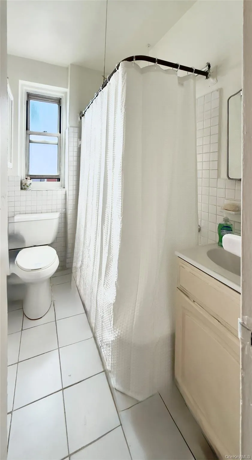 300 53rd Street, New York, NY, 2 Bedrooms Bedrooms, 6 Rooms Rooms,1 BathroomBathrooms,Residential,For Rent,53rd,0,1028645 300 53rd Street, New York, NY, 2 Bedrooms Bedrooms, 6 Rooms Rooms,1 BathroomBathrooms,Residential,For Rent,53rd,0,1028645