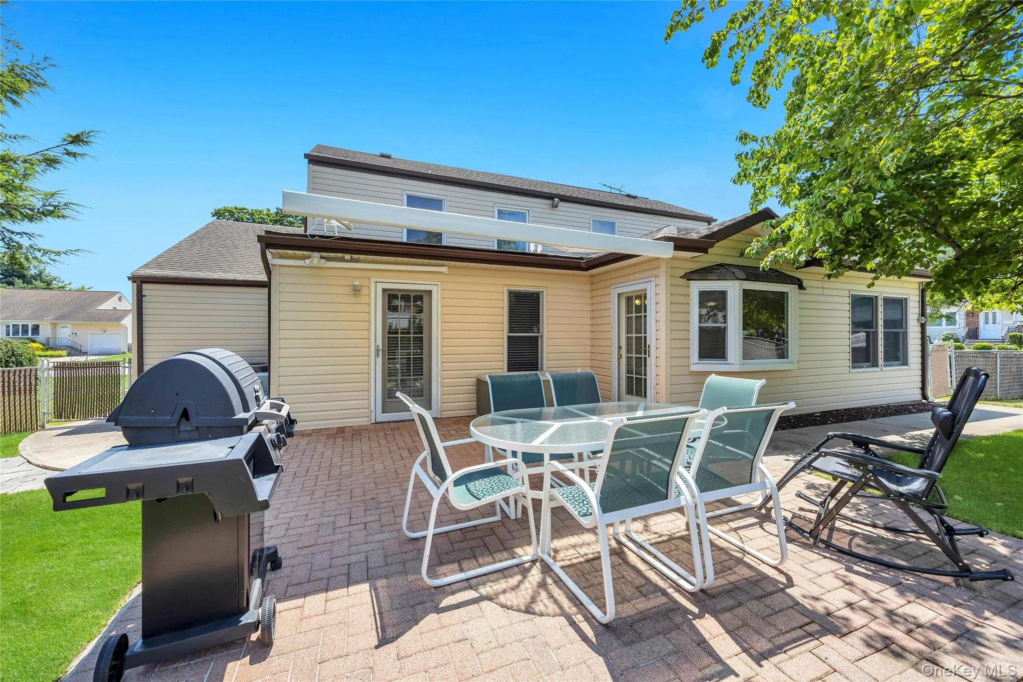 35 Jerold Street, Oyster Bay, NY, 5 Bedrooms Bedrooms, 12 Rooms Rooms,3 BathroomsBathrooms,Residential,For Rent,Jerold,0,1028652 35 Jerold Street, Oyster Bay, NY, 5 Bedrooms Bedrooms, 12 Rooms Rooms,3 BathroomsBathrooms,Residential,For Rent,Jerold,0,1028652