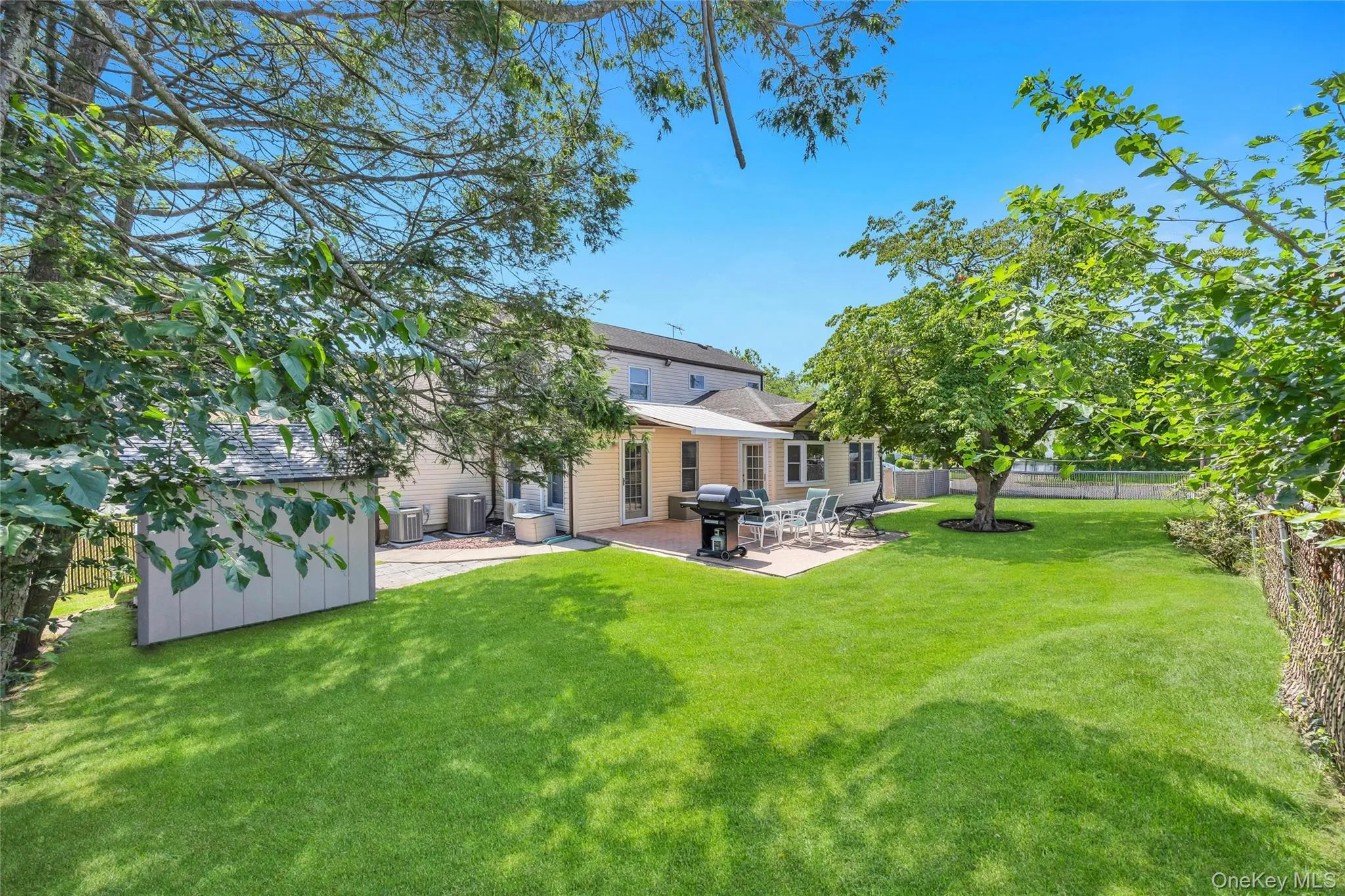 35 Jerold Street, Oyster Bay, NY, 5 Bedrooms Bedrooms, 12 Rooms Rooms,3 BathroomsBathrooms,Residential,For Rent,Jerold,0,1028652 35 Jerold Street, Oyster Bay, NY, 5 Bedrooms Bedrooms, 12 Rooms Rooms,3 BathroomsBathrooms,Residential,For Rent,Jerold,0,1028652