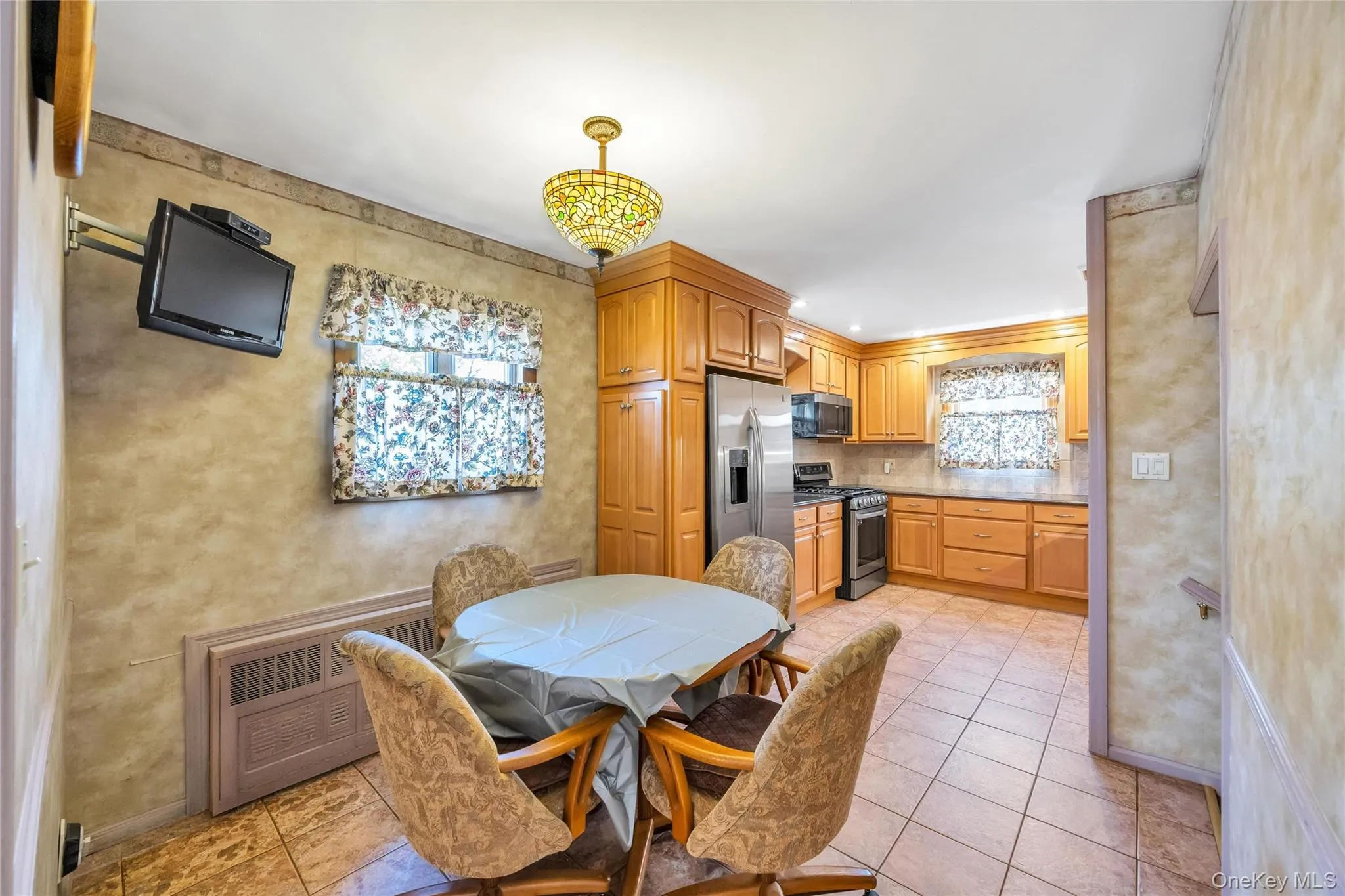 35 Jerold Street, Oyster Bay, NY, 5 Bedrooms Bedrooms, 12 Rooms Rooms,3 BathroomsBathrooms,Residential,For Rent,Jerold,0,1028652 35 Jerold Street, Oyster Bay, NY, 5 Bedrooms Bedrooms, 12 Rooms Rooms,3 BathroomsBathrooms,Residential,For Rent,Jerold,0,1028652