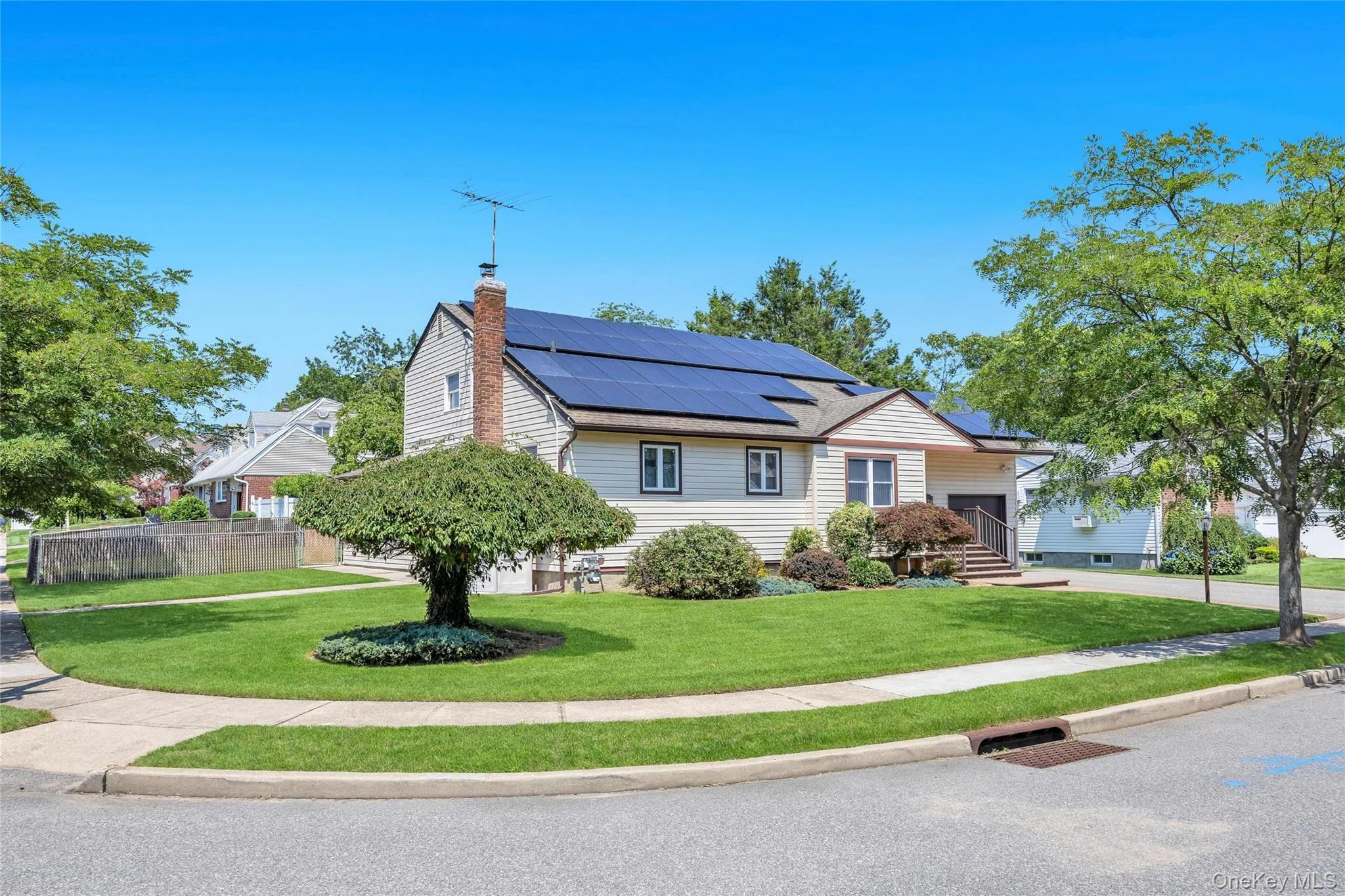 35 Jerold Street, Oyster Bay, NY, 5 Bedrooms Bedrooms, 12 Rooms Rooms,3 BathroomsBathrooms,Residential,For Rent,Jerold,0,1028652 35 Jerold Street, Oyster Bay, NY, 5 Bedrooms Bedrooms, 12 Rooms Rooms,3 BathroomsBathrooms,Residential,For Rent,Jerold,0,1028652